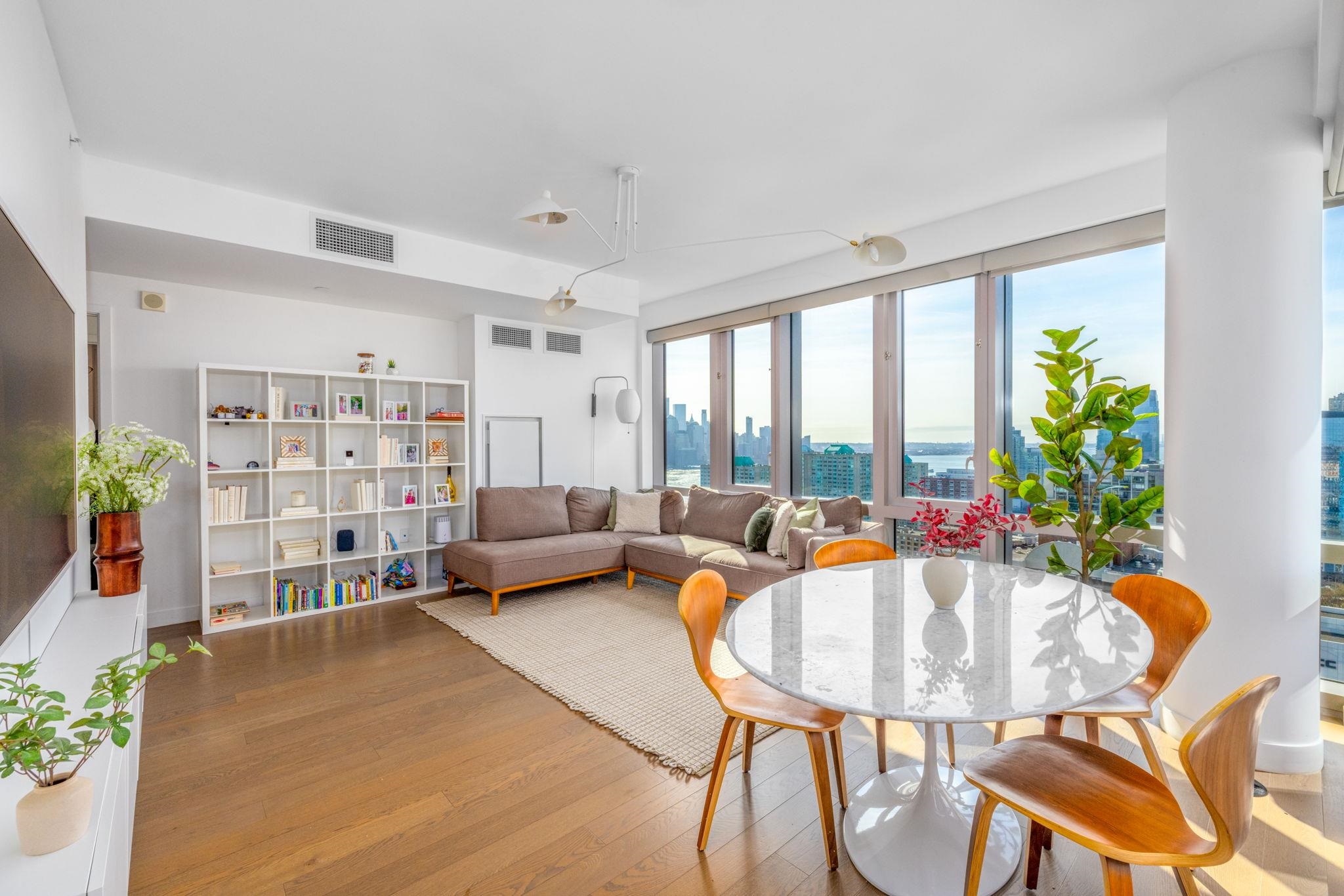 172 Ogden Ave #1, Jersey City, New Jersey image 1