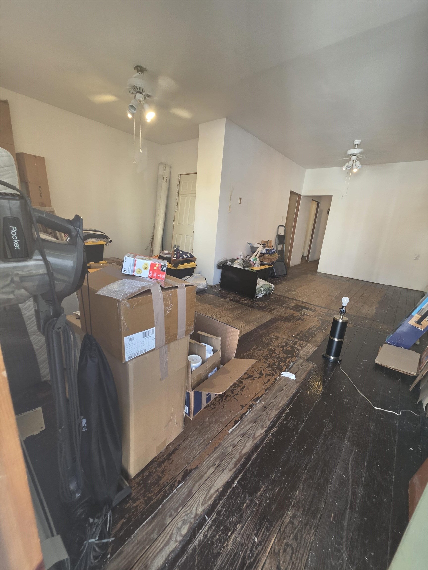 16 WEST 15TH ST