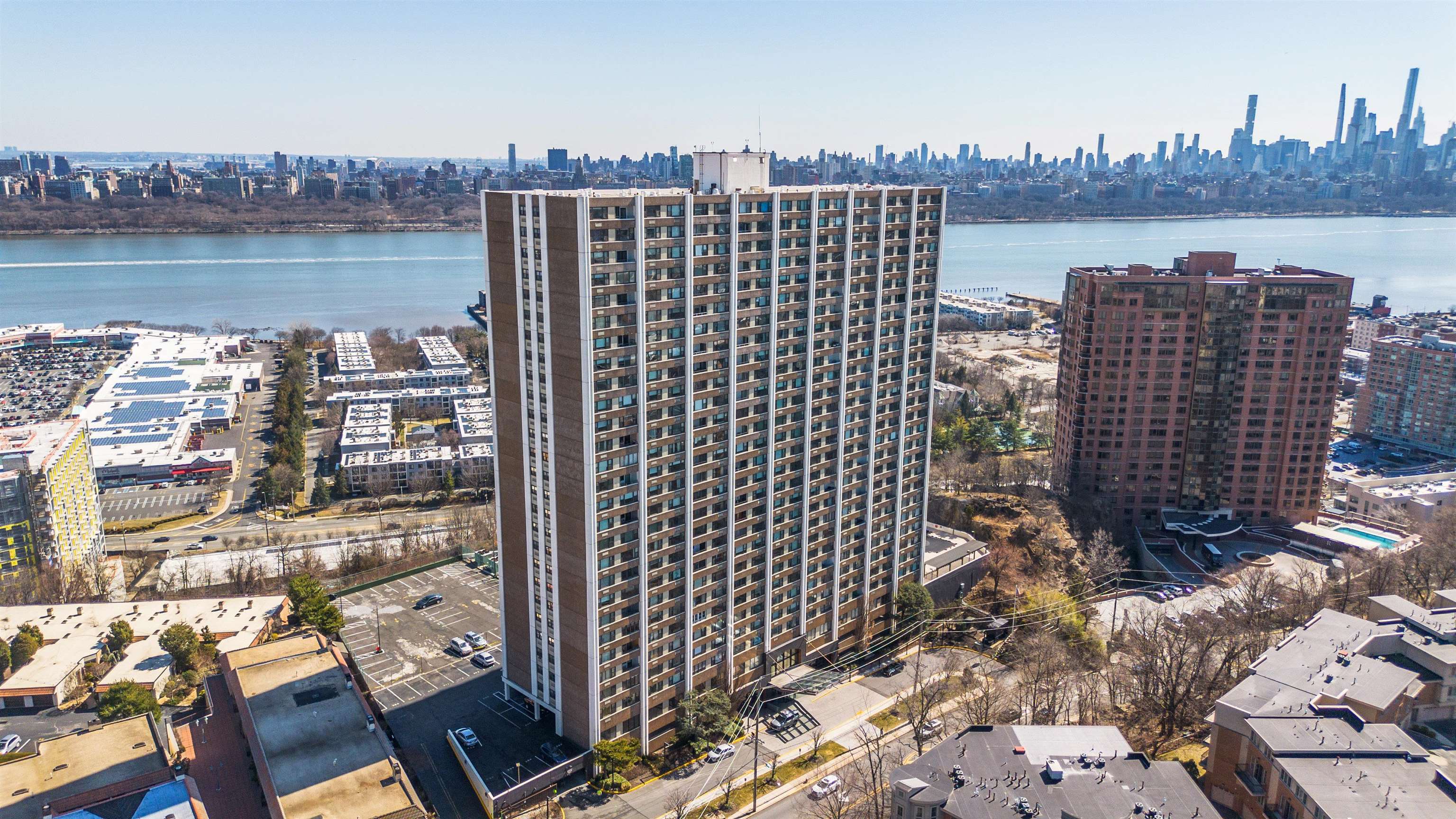 250 Gorge Rd #25J, Cliffside Park, New Jersey image 43