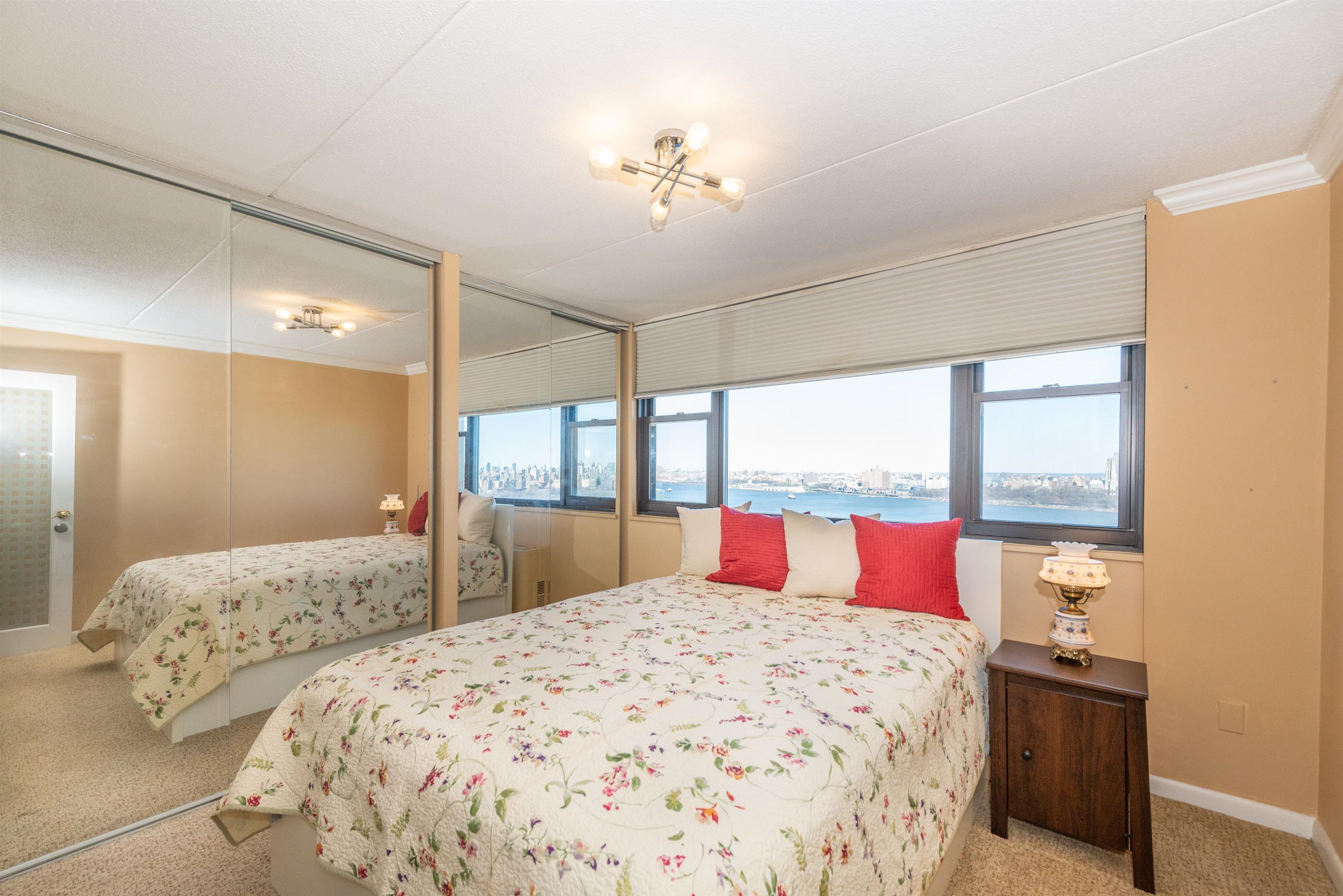 250 Gorge Rd #25J, Cliffside Park, New Jersey image 33