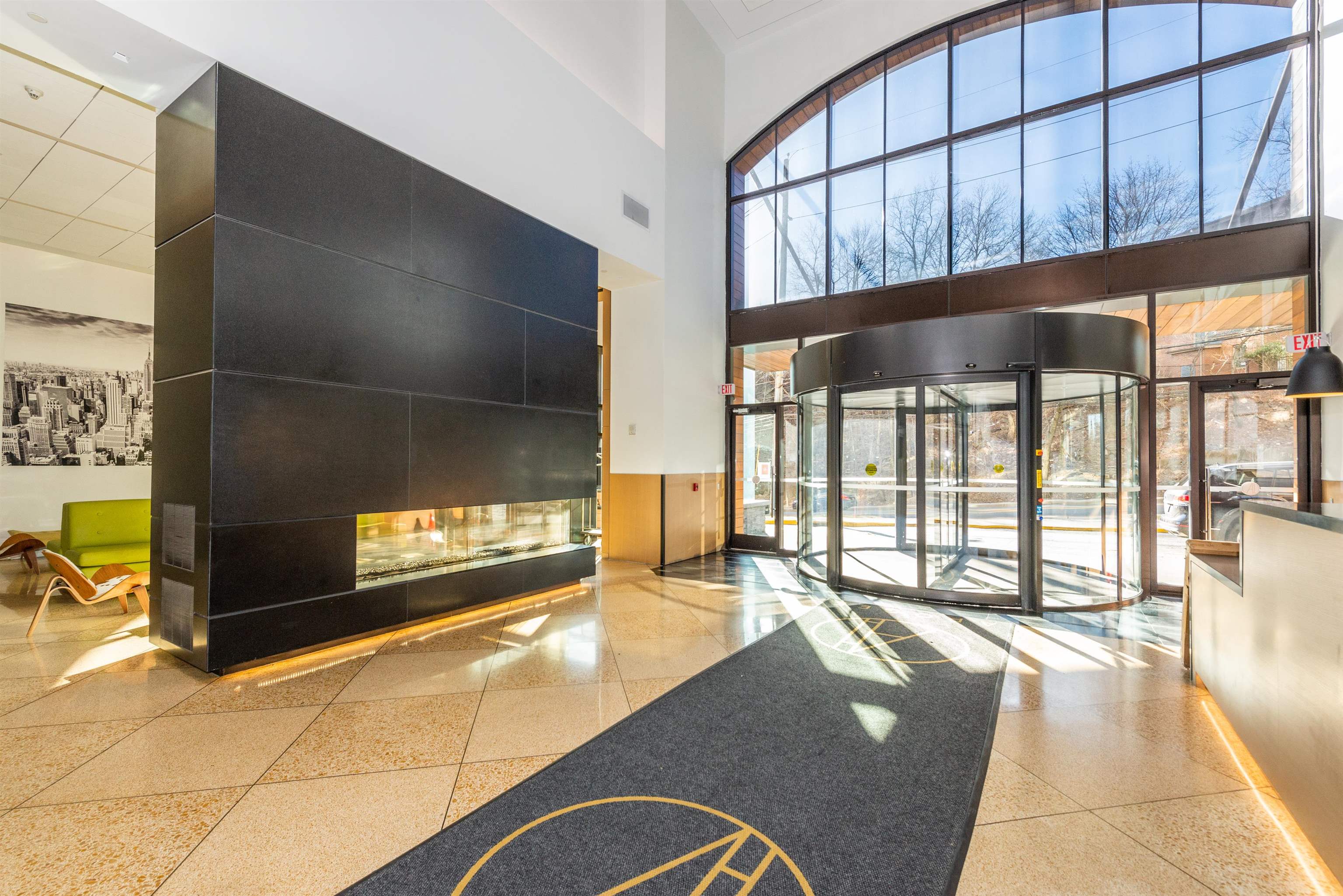 250 Gorge Rd #25J, Cliffside Park, New Jersey image 3