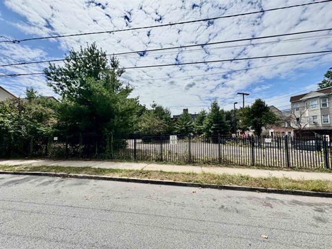 Vacant Land For Sale - 66 North Main St<br/> Paterson, NJ 07522