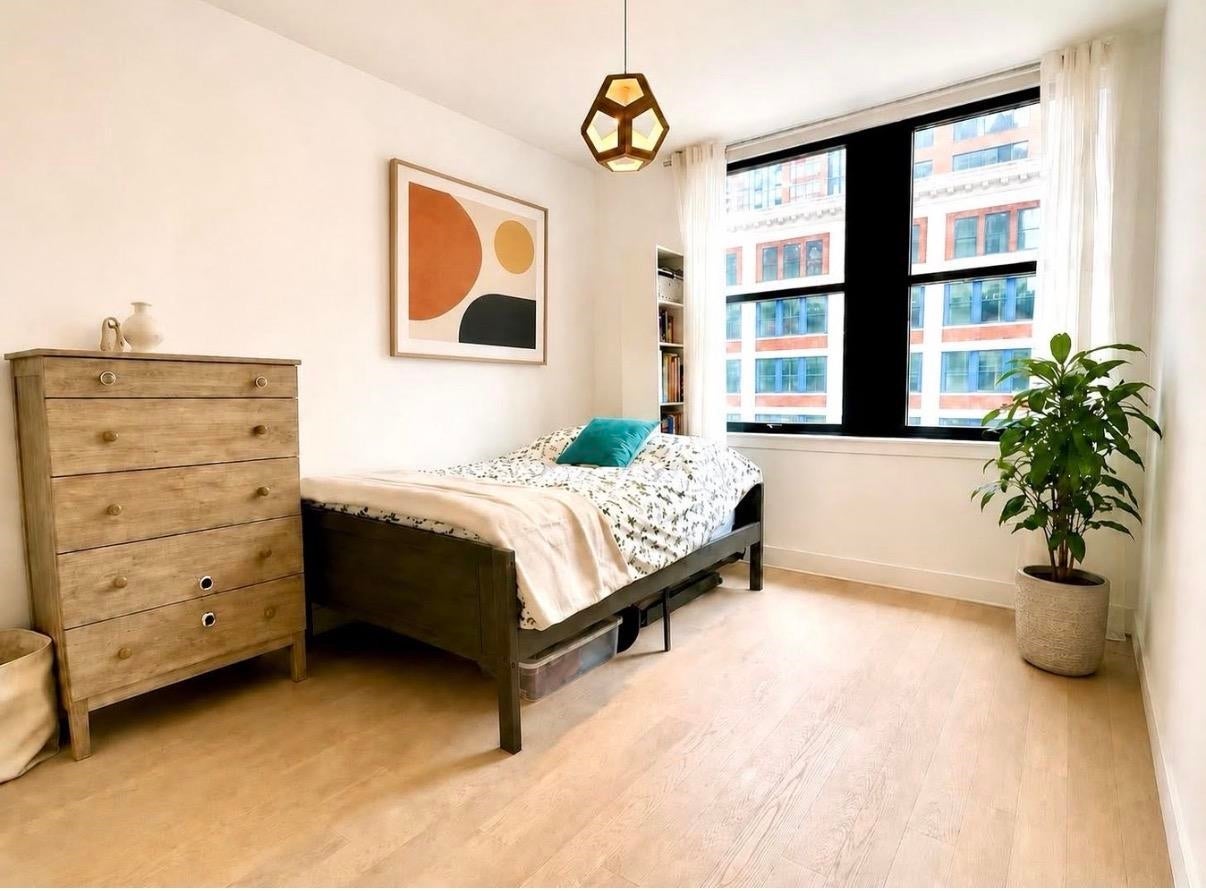 10 PROVOST ST 516
