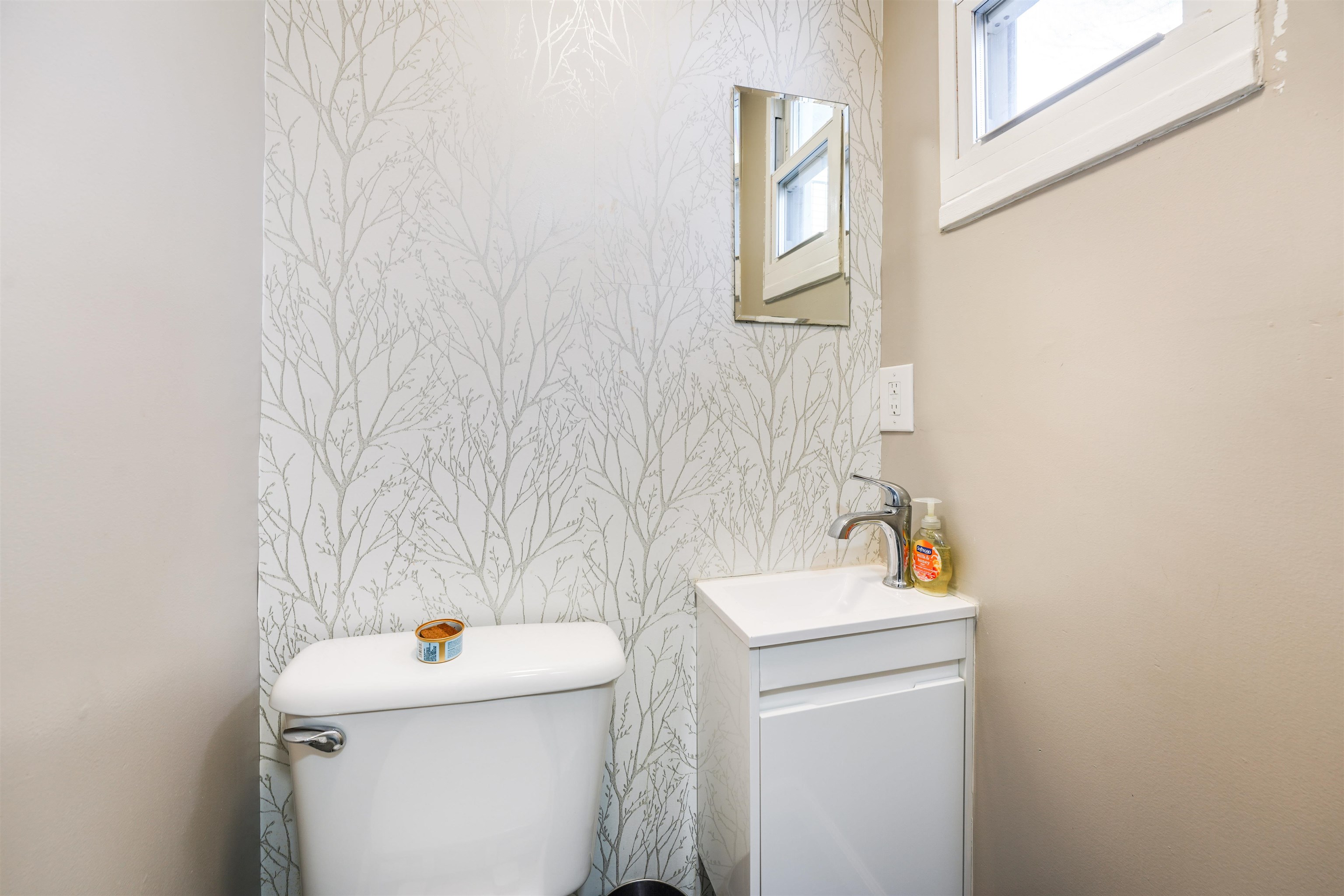 141 Van Horne St, Jersey City, New Jersey image 15