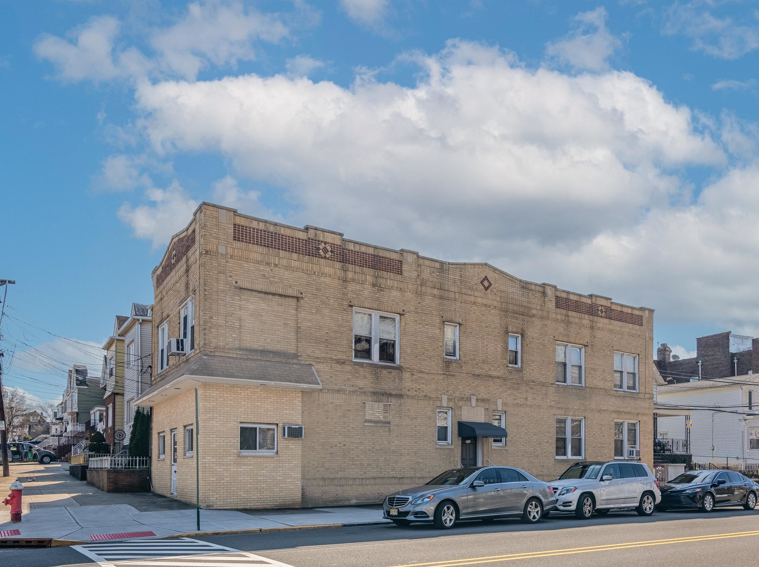 Bayonne, New Jersey 07002, United States, 4 Bedrooms Bedrooms, ,4 BathroomsBathrooms,Residential,Pending,62981 Bayonne, New Jersey 07002, United States, 4 Bedrooms Bedrooms, ,4 BathroomsBathrooms,Residential,Pending,62981