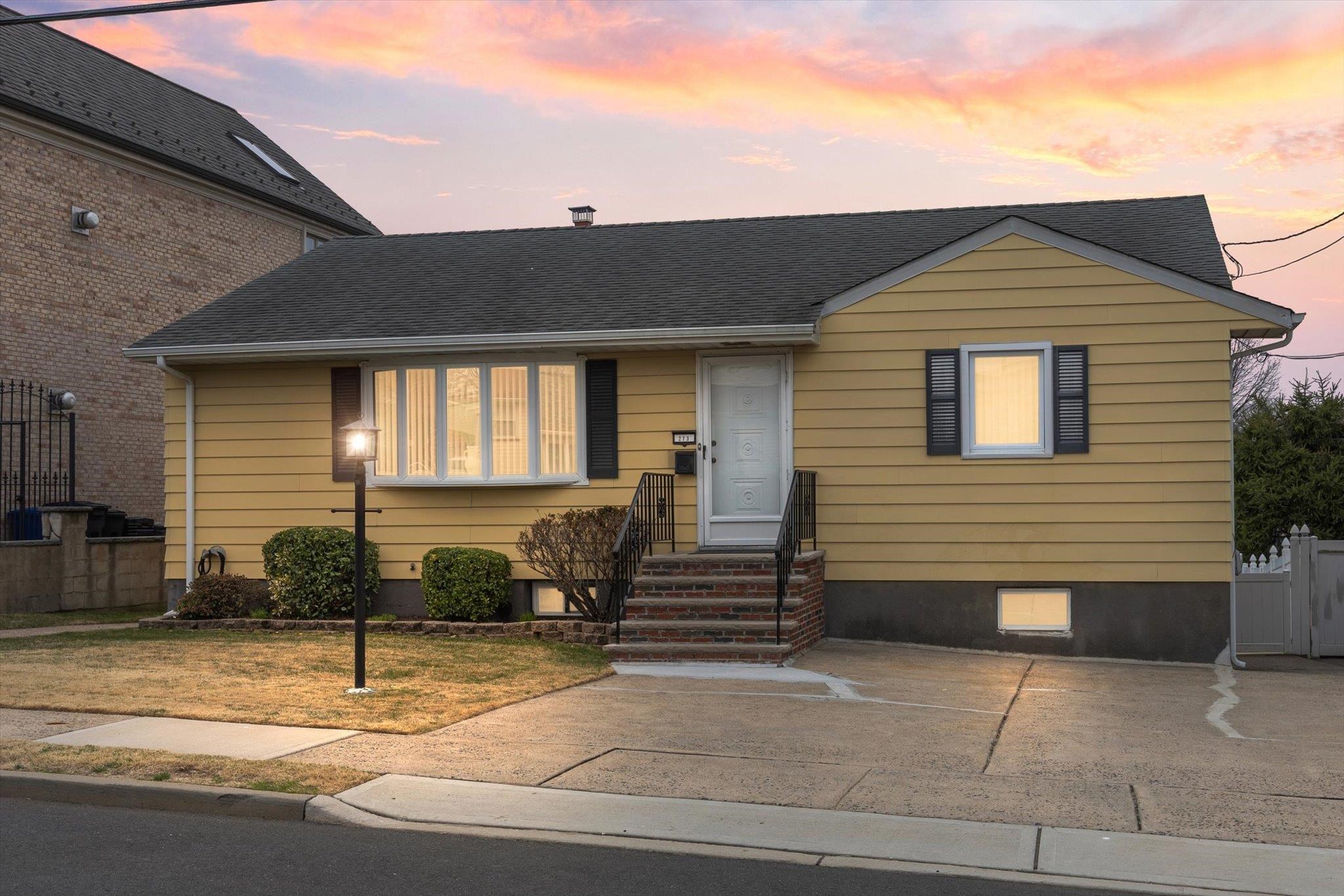 237 Julianne Terrace, Secaucus, New Jersey image 27