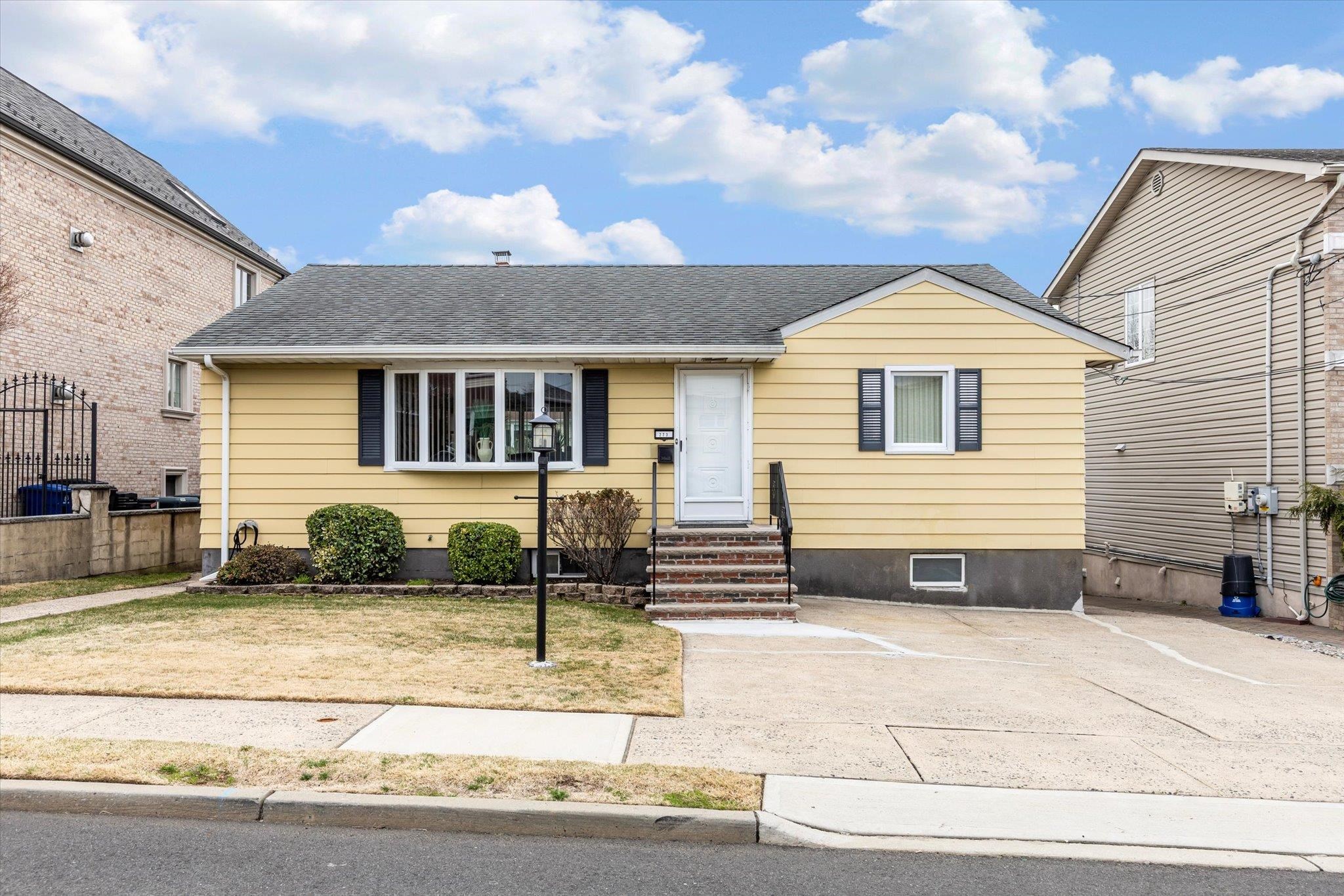 237 Julianne Terrace, Secaucus, New Jersey image 2