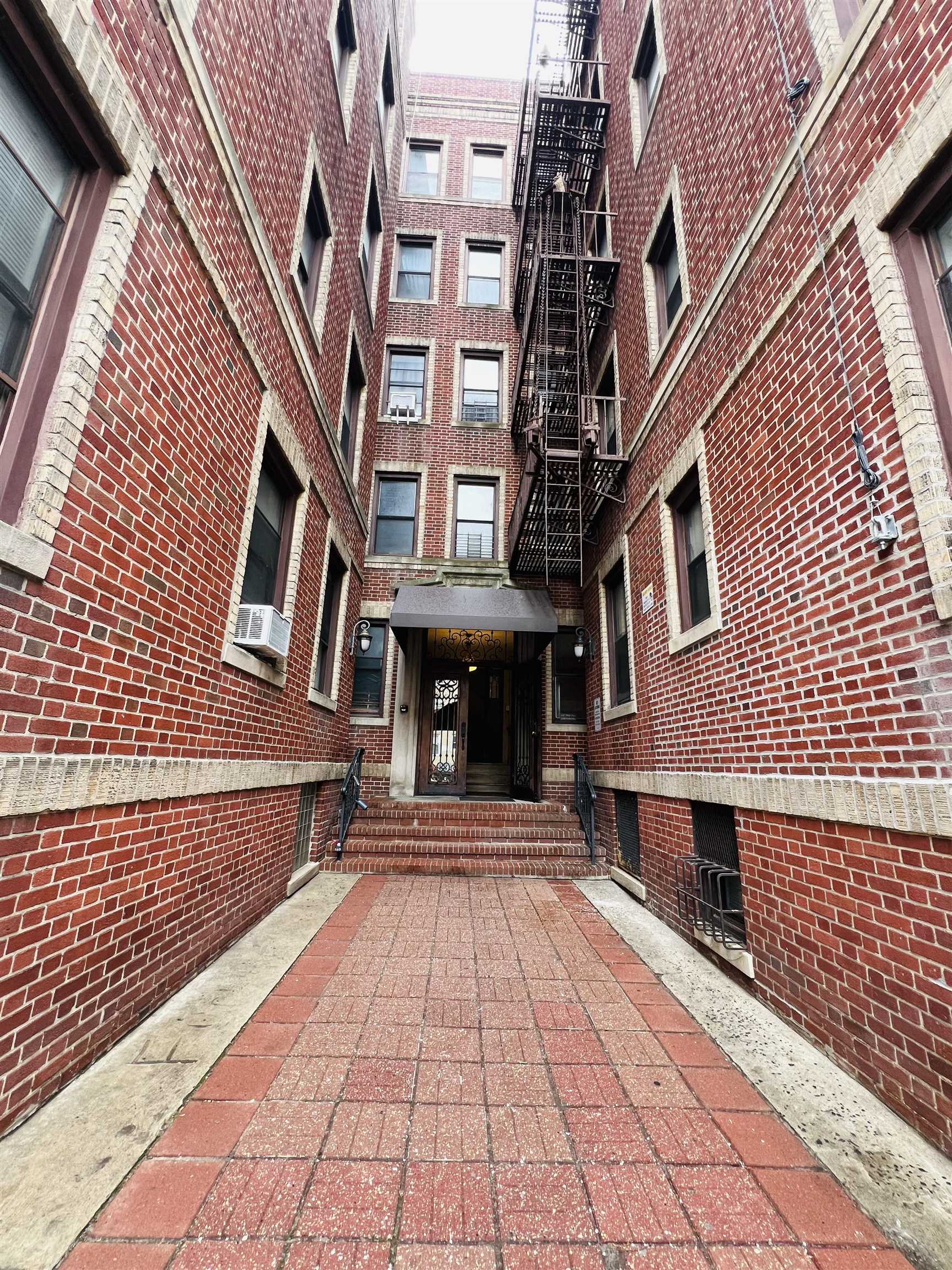 6601 Broadway #A2, West New York, New Jersey image 2