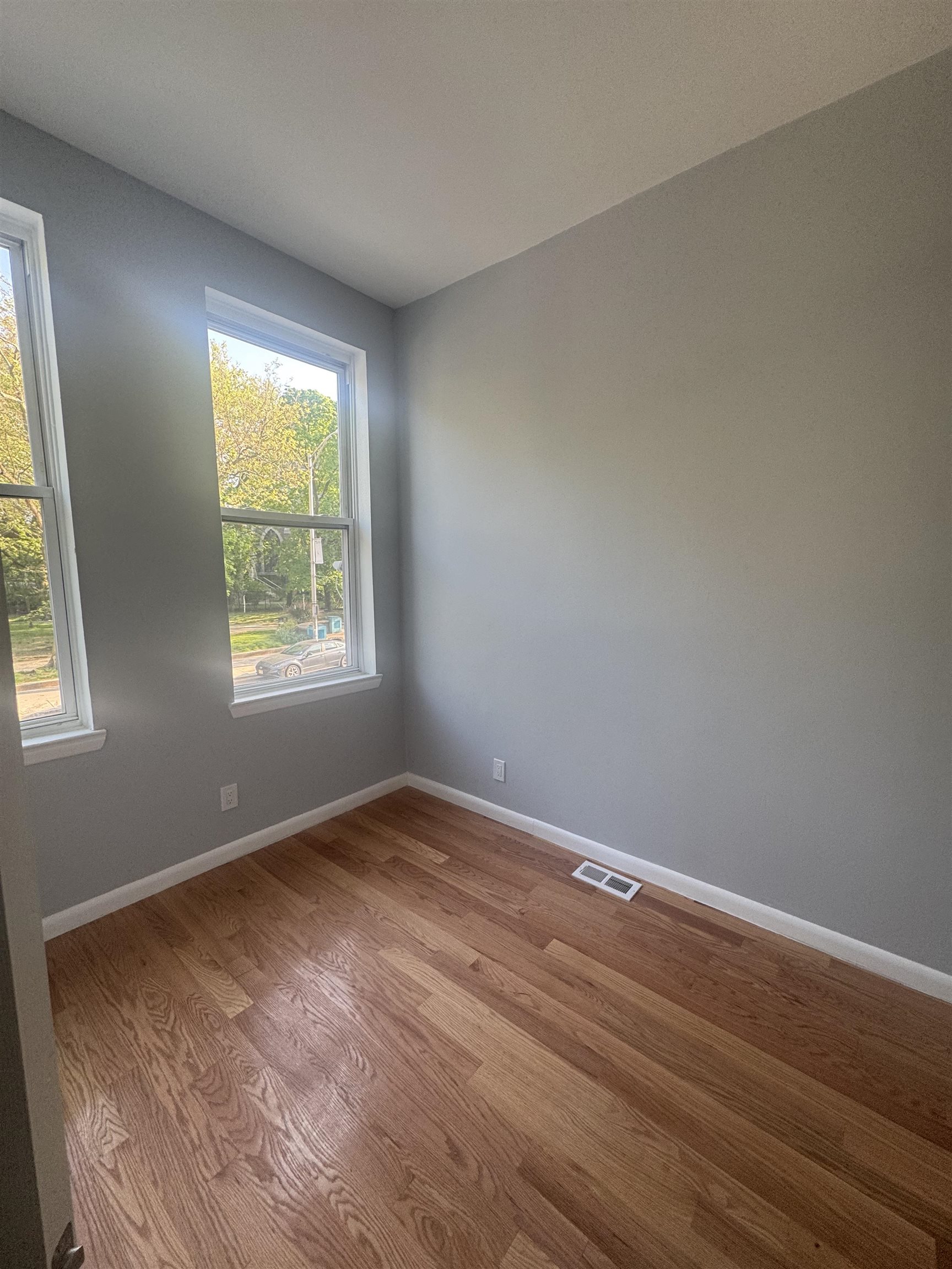 804 Grand St, Jersey City, New Jersey image 25