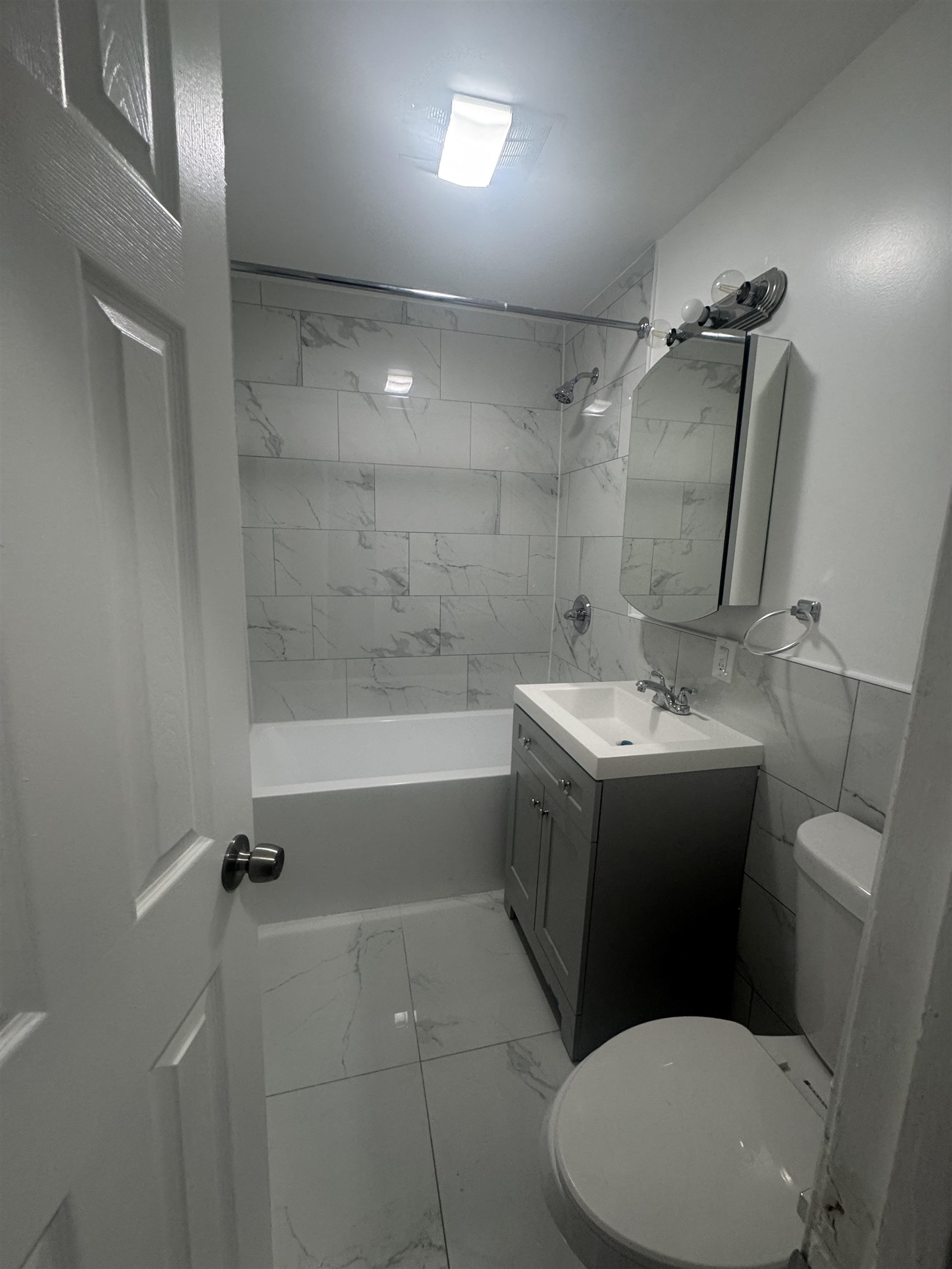 804 Grand St, Jersey City, New Jersey image 14