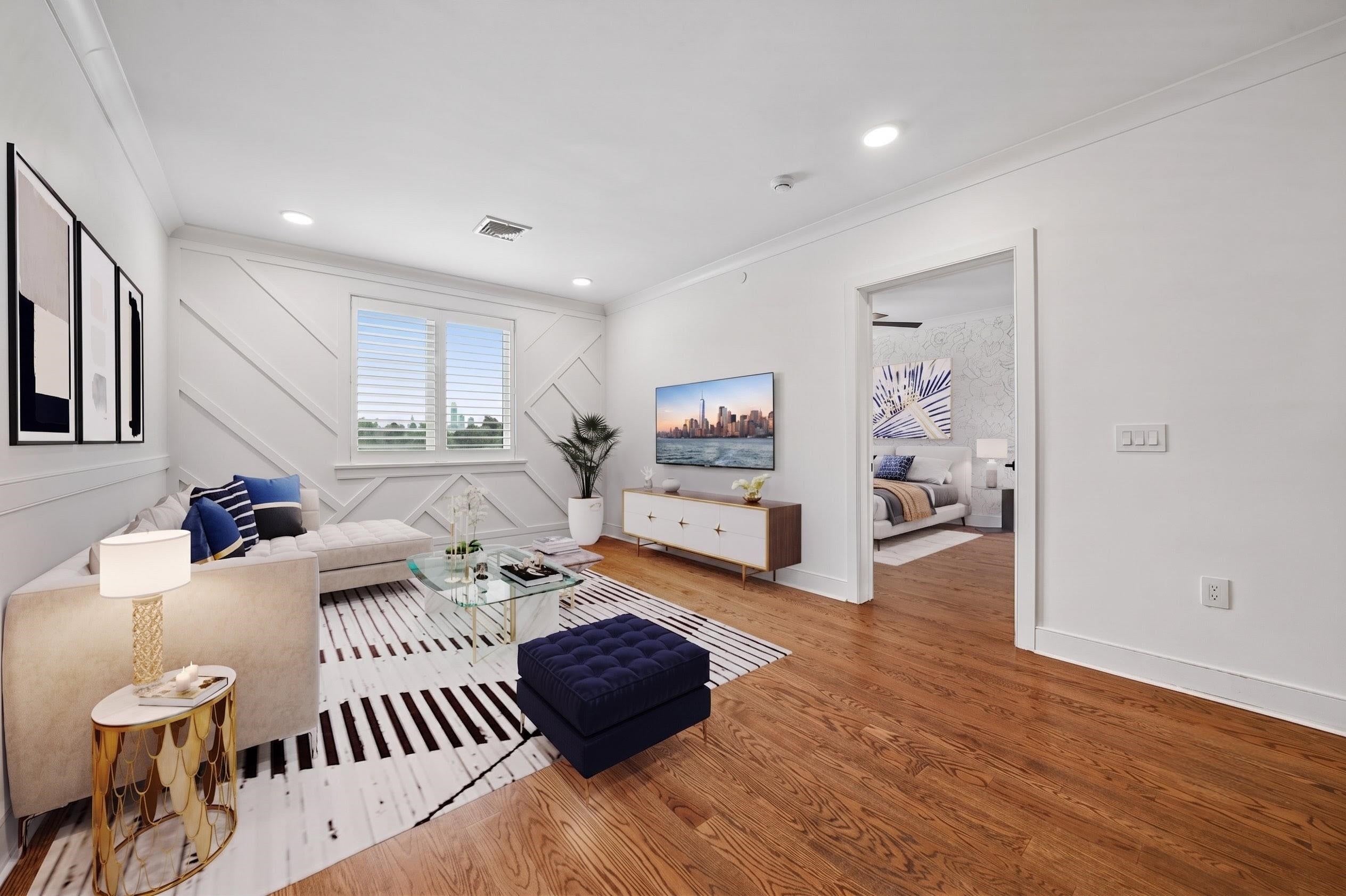139 SHERMAN PL 504