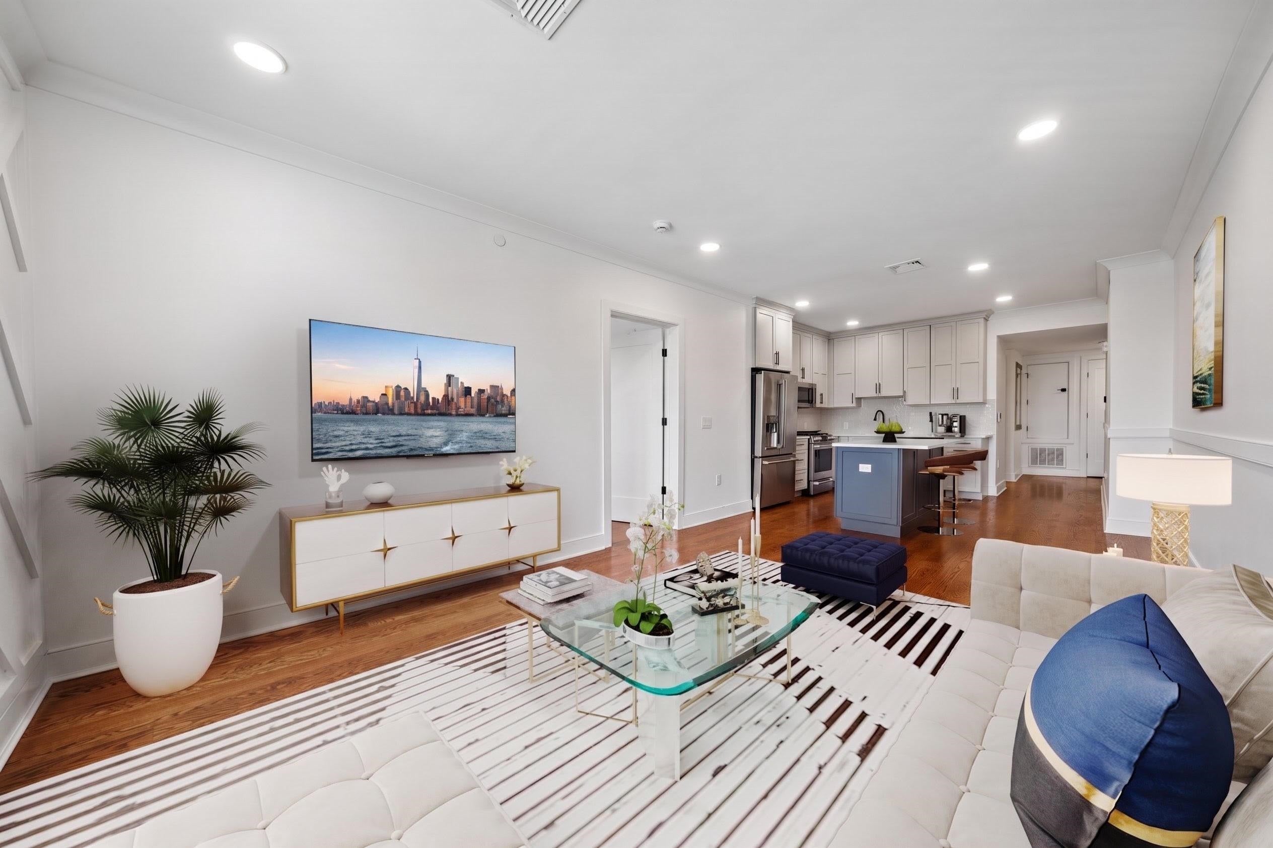 139 SHERMAN PL 504