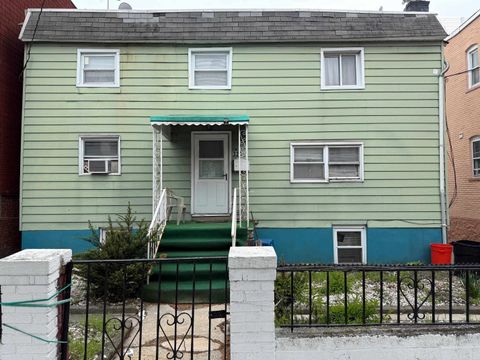 Homes For Sale - 321 12th St<br/> Hudson County, Union City, NJ 07087