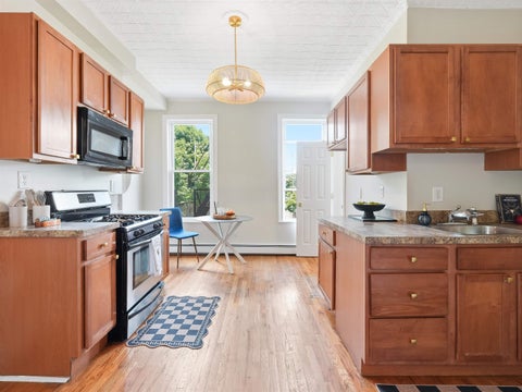 Condo For Sale - 198 Bowers St #2<br/> Jersey City, NJ 07307