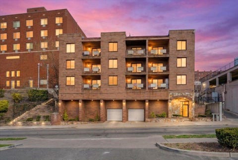 Condo For Sale - 1906 Paterson Plank Rd #2E<br/> North Bergen, NJ 07047