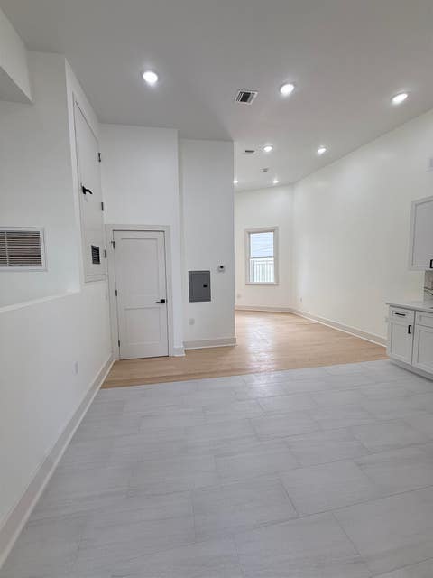 Homes For Rent - 741 Grand St #3<br/> Jersey City, NJ 07304