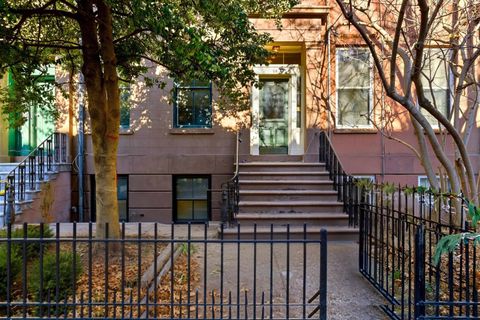 Multifamily For Sale - 74 Sussex St<br/> Hudson County, Jersey City, NJ 07302
