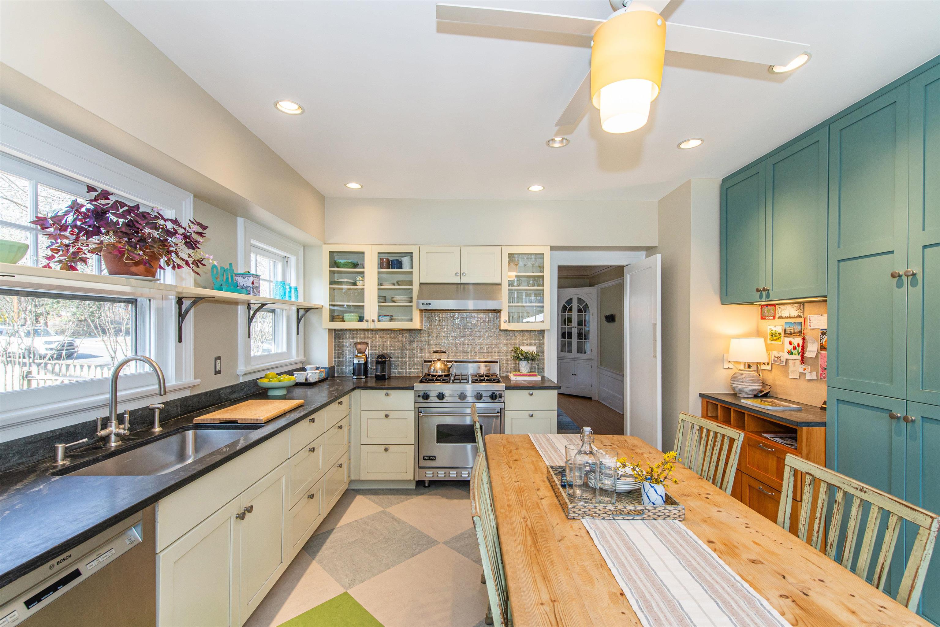 40 Godfrey Rd, Montclair, New Jersey image 9