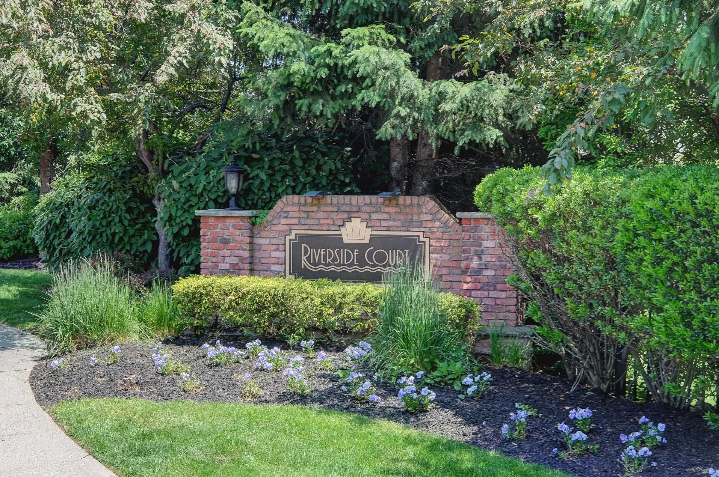 27 Mallard Pl, Secaucus, New Jersey image 50
