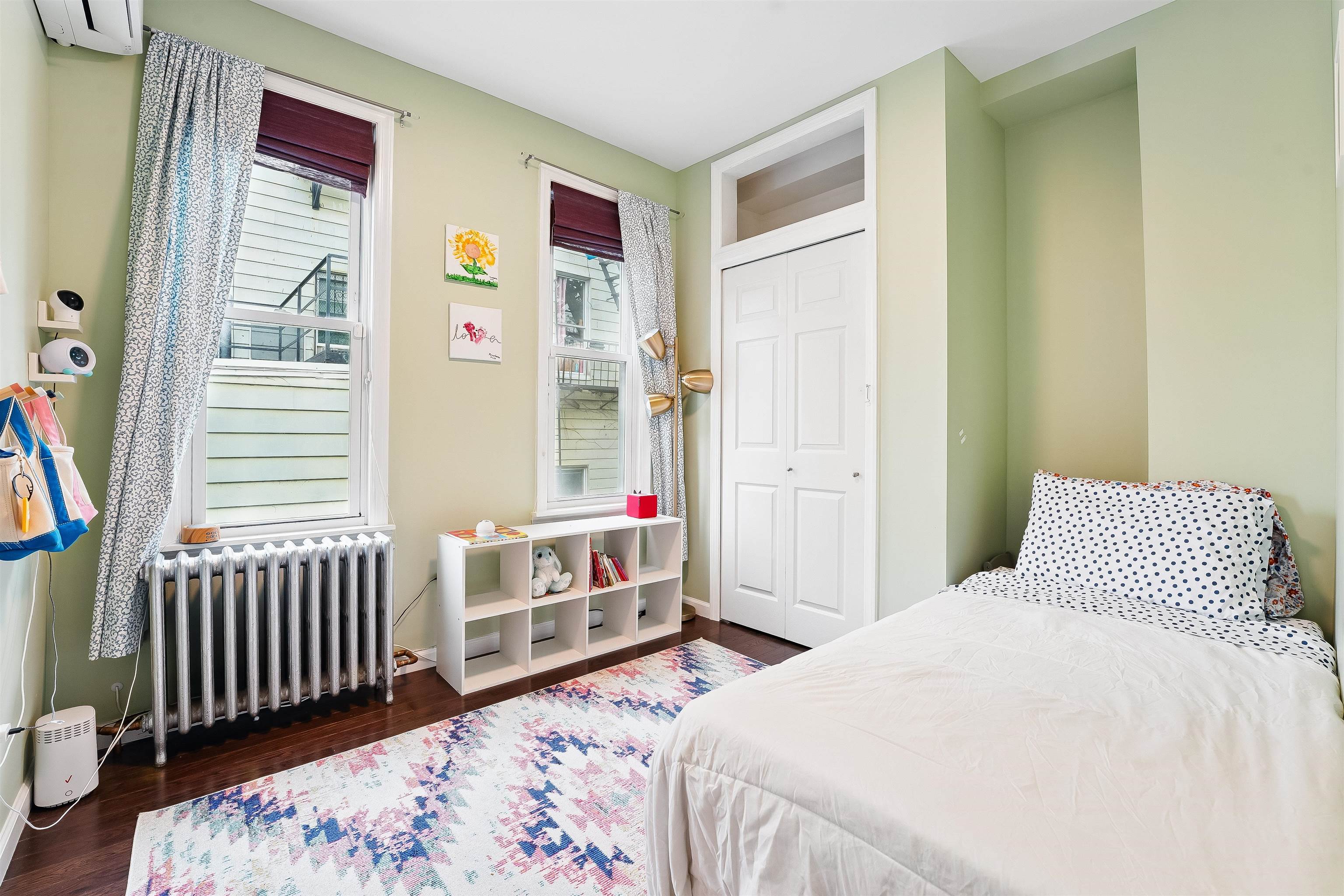 106 Griffith St, Jersey City, New Jersey image 14