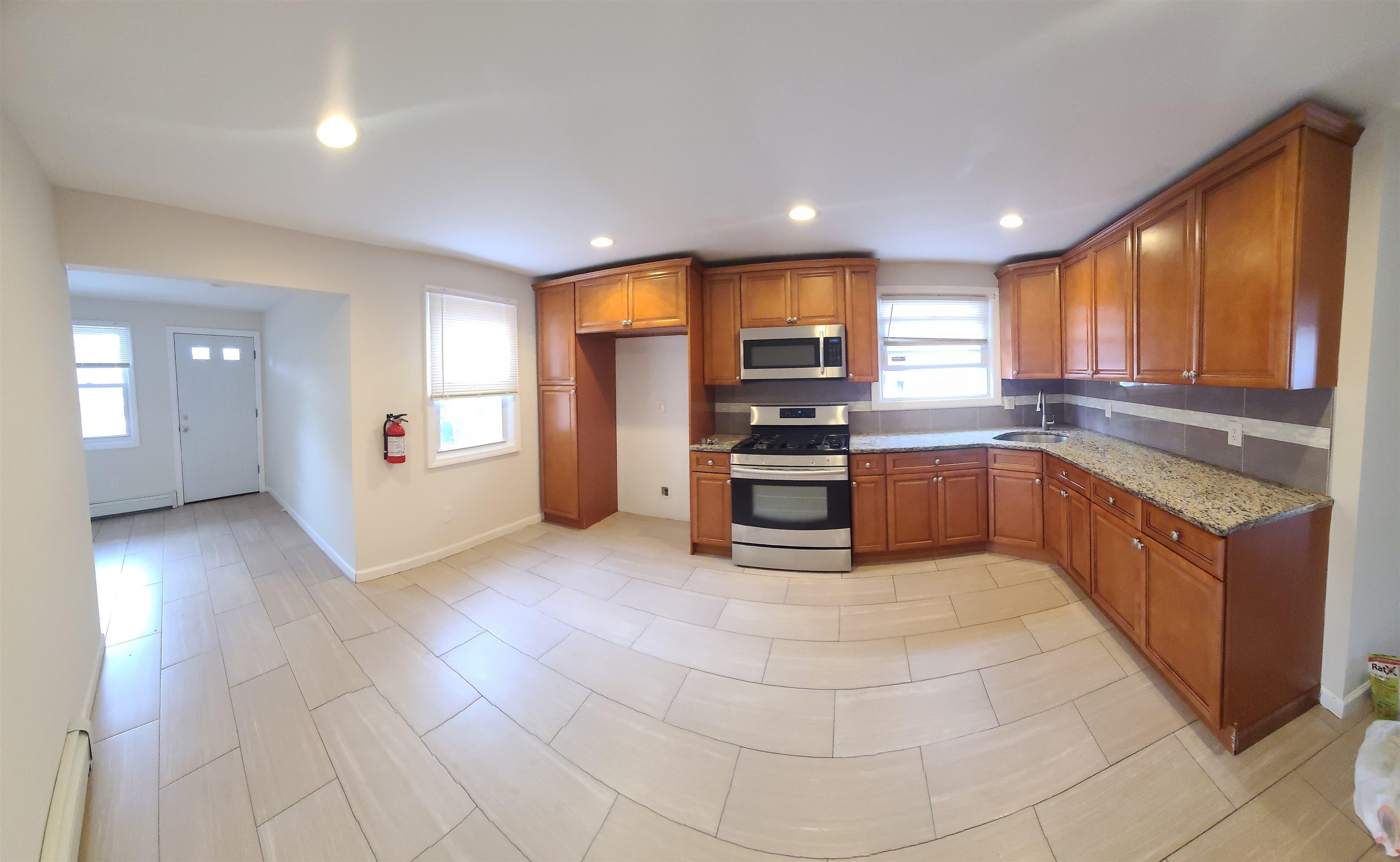 542 35th St, Union City, New Jersey image 11