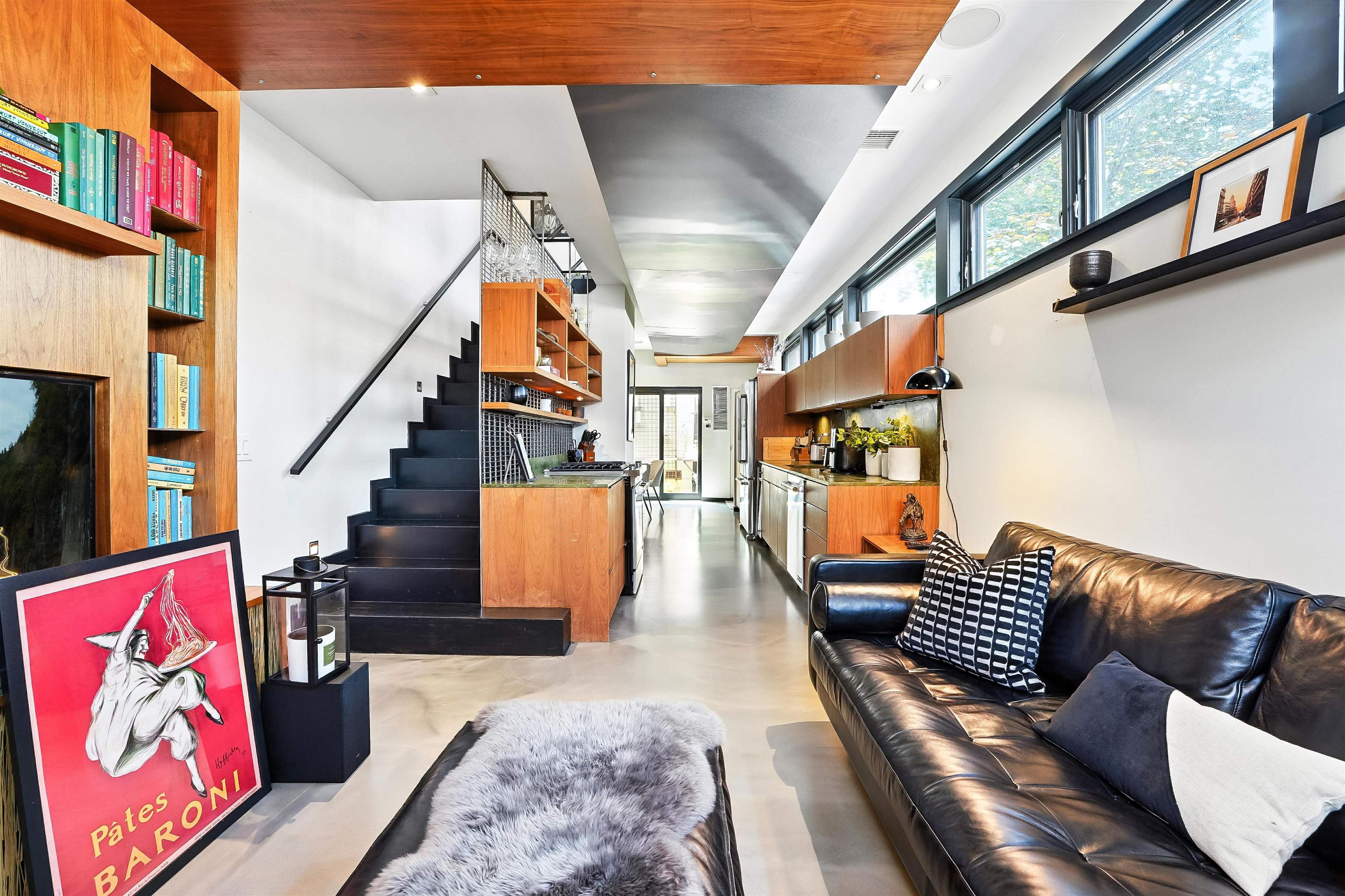 33 WILLOW TERRACE