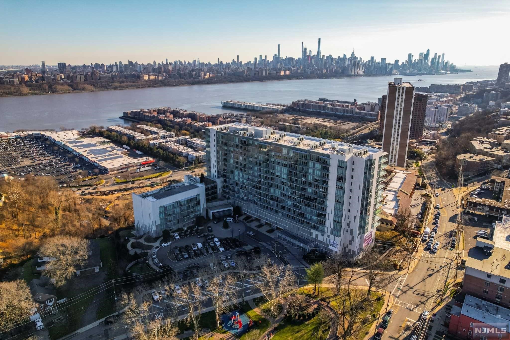 320 Adolphus Ave #1115, Cliffside Park, New Jersey image 33