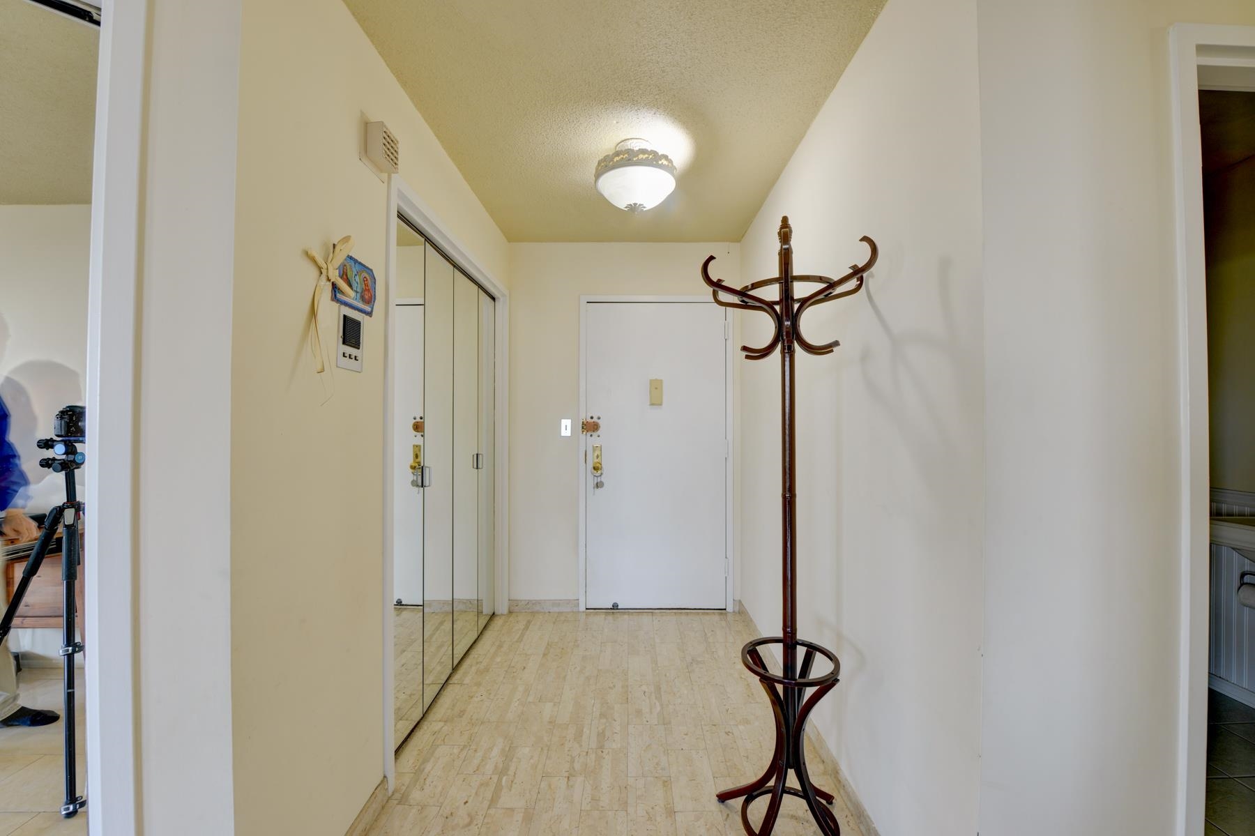 525 Harmon Cove Tower #525, Secaucus, New Jersey image 19