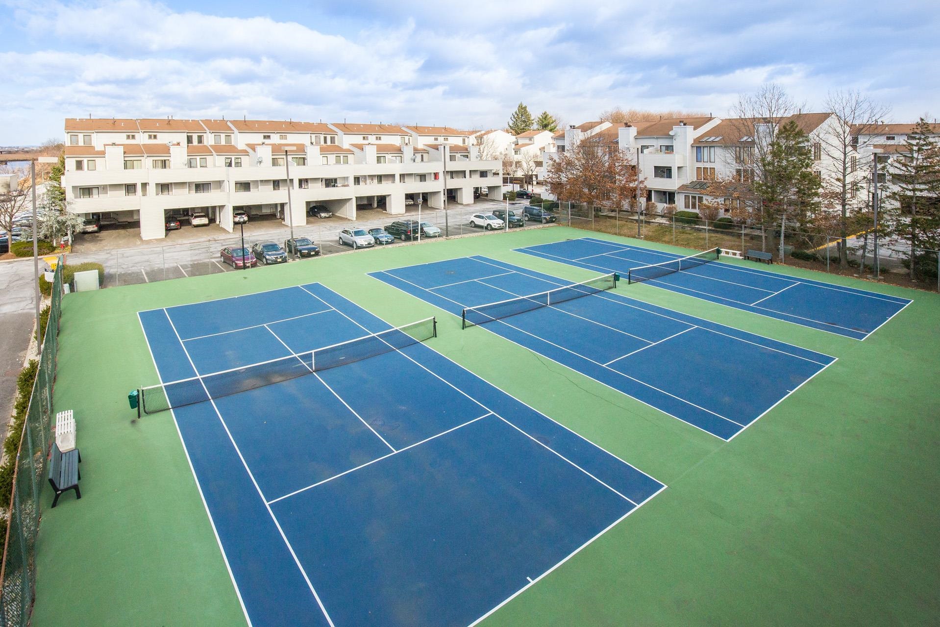 525 Harmon Cove Tower #525, Secaucus, New Jersey image 45