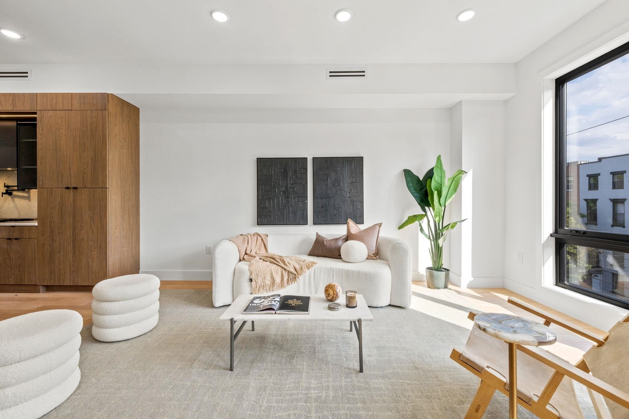 42 WAVERLY ST 2