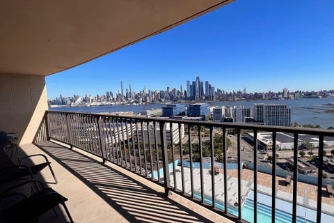 Homes For Rent - 380 Mountain Rd #608<br/> Union City, NJ 07087