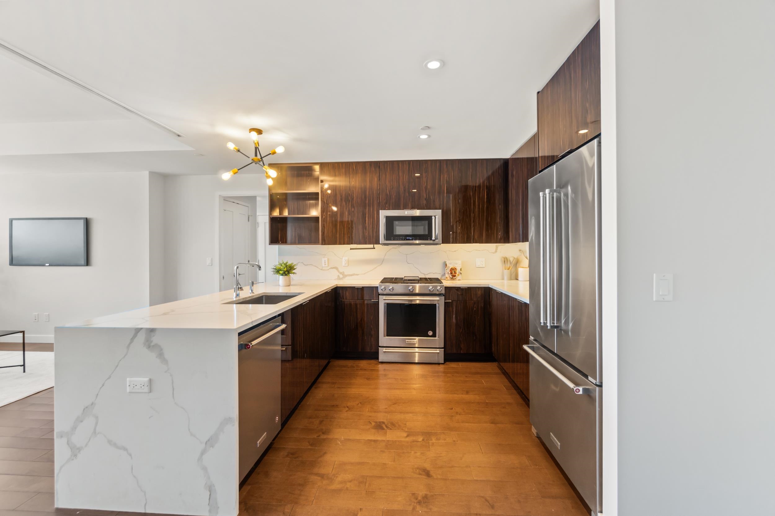 800 Avenue At Port Imperial #603, Weehawken, New Jersey image 2