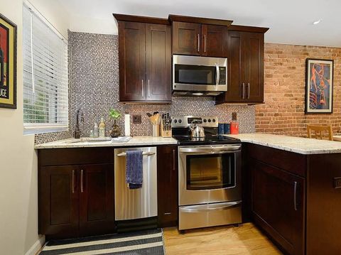 Featured picture for the property 260003785