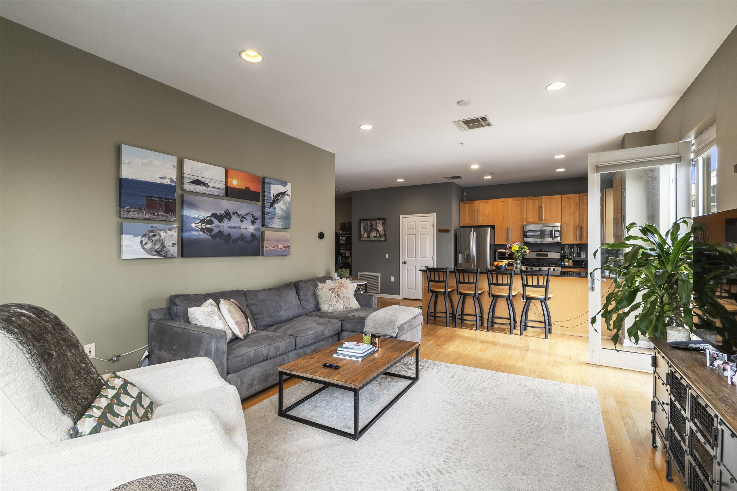 1200 Grand St #401, Hoboken, New Jersey image 8