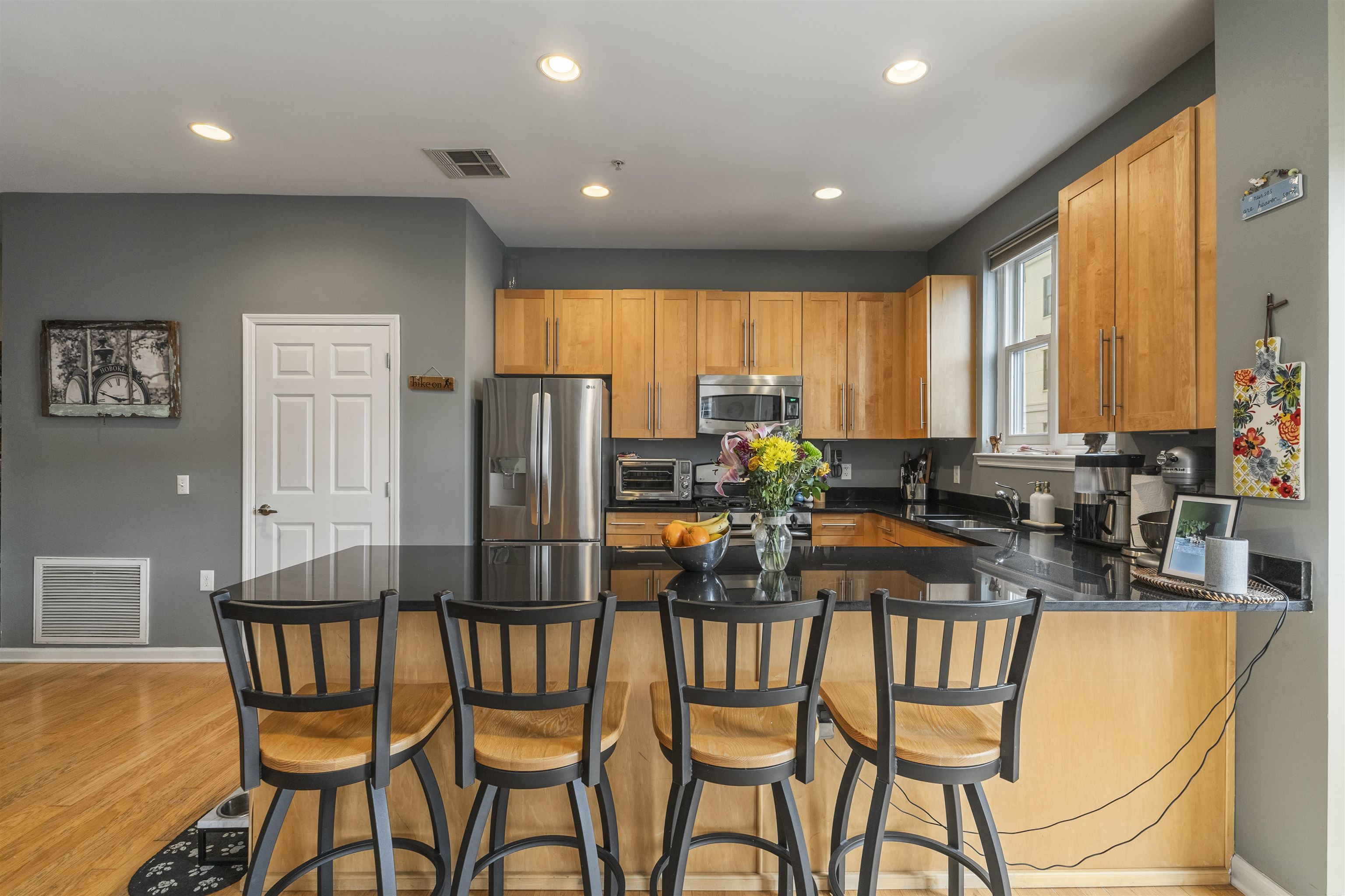 1200 Grand St #401, Hoboken, New Jersey image 6