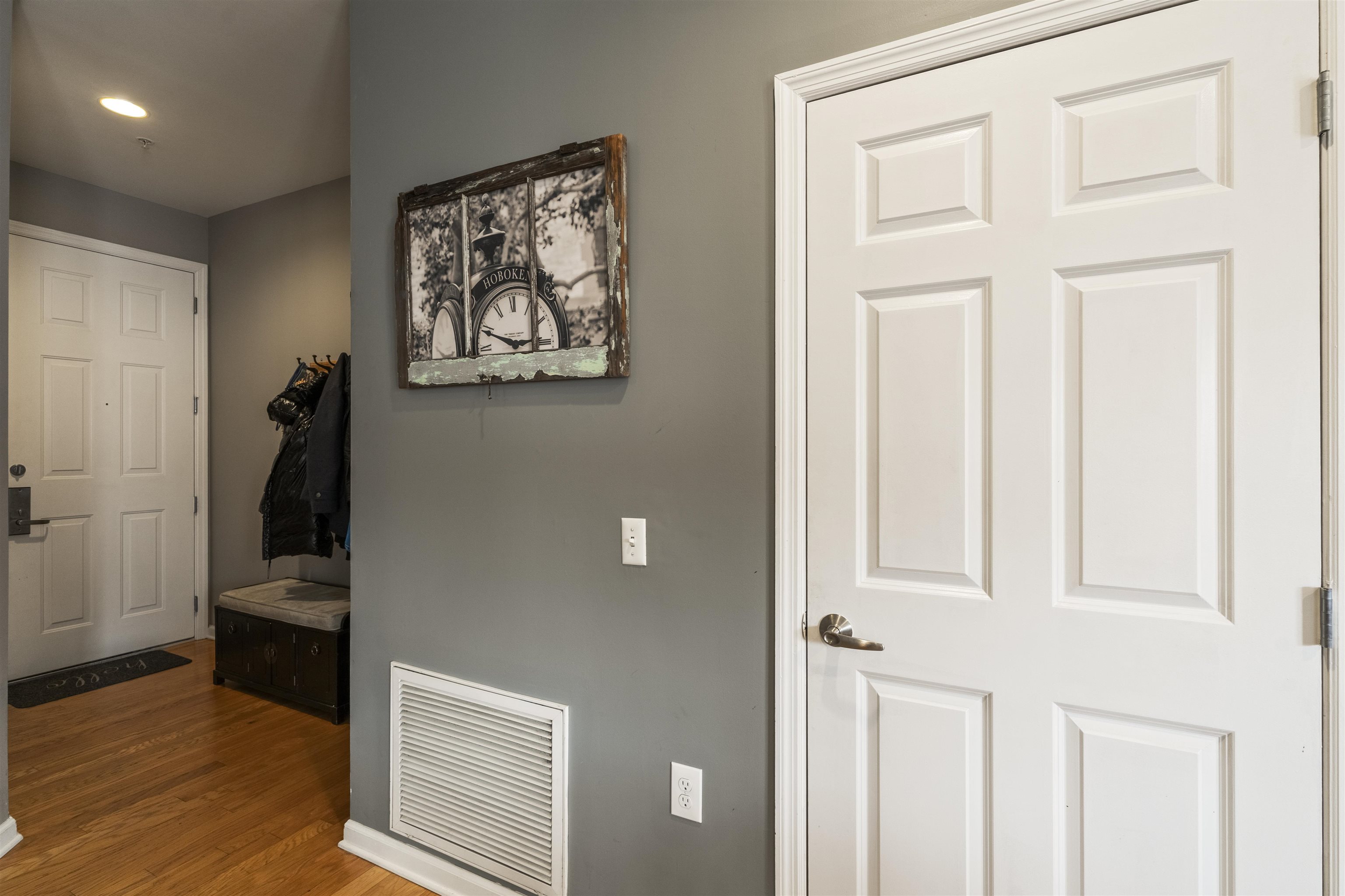 1200 Grand St #401, Hoboken, New Jersey image 3