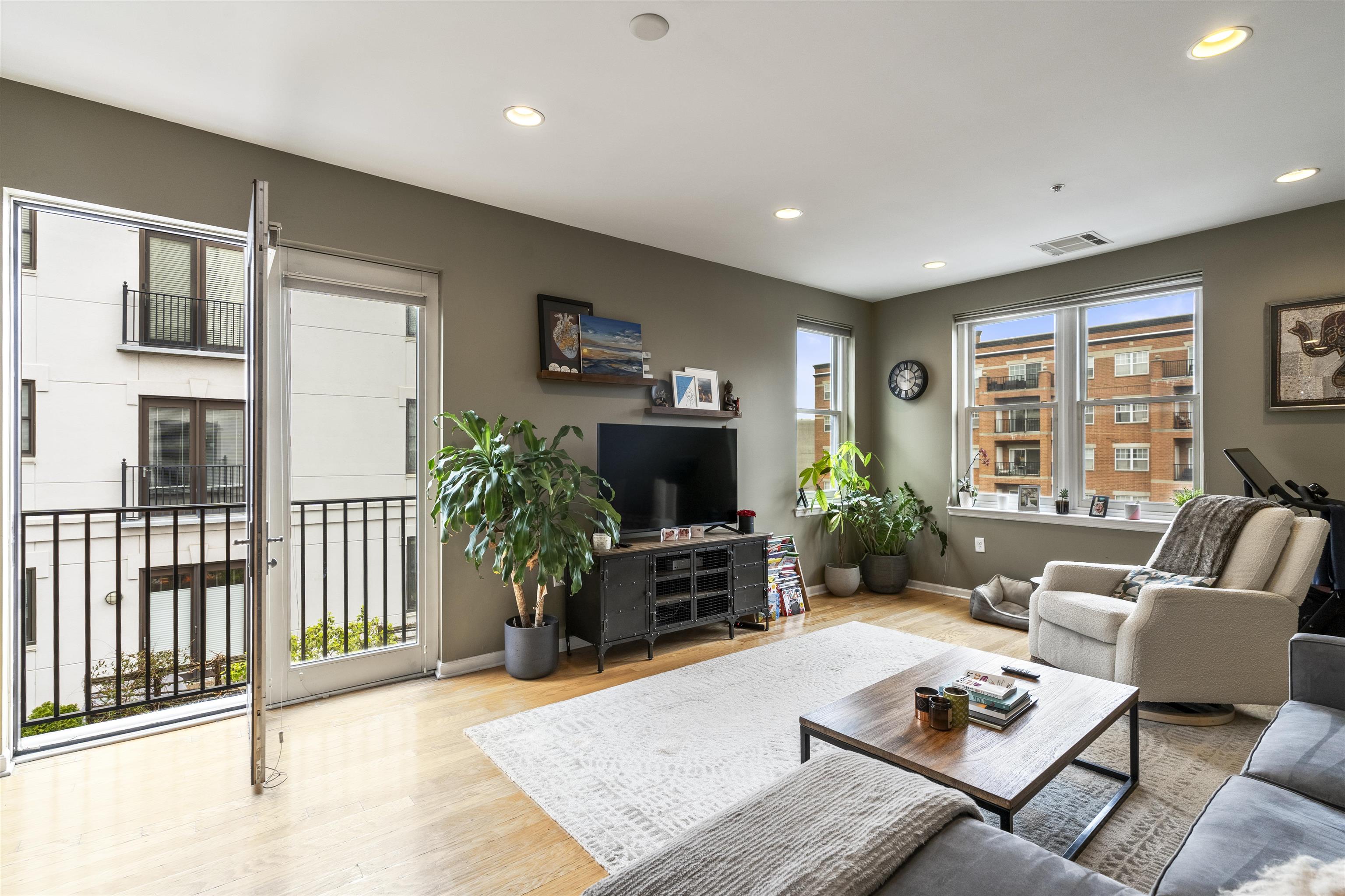1200 Grand St #401, Hoboken, New Jersey image 12