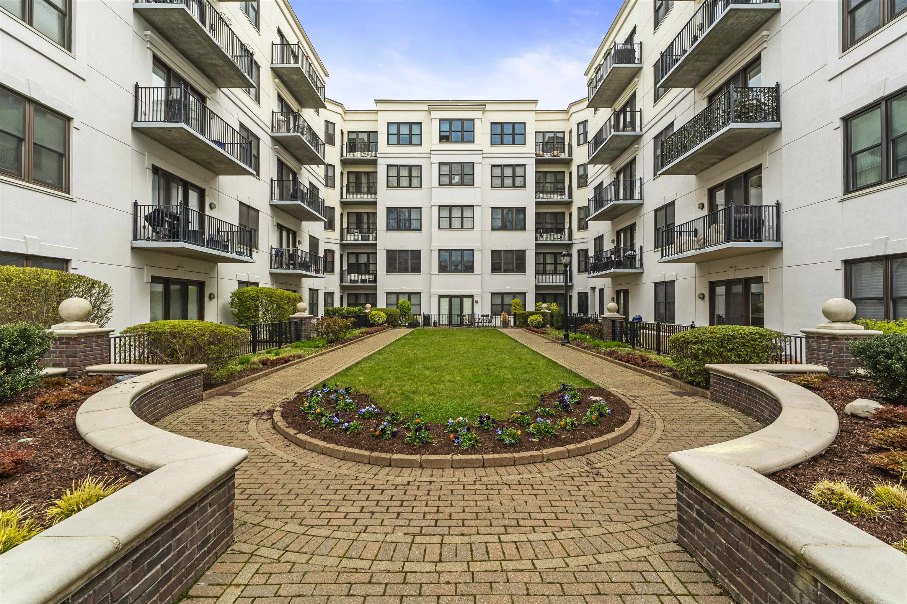 1200 Grand St #401, Hoboken, New Jersey image 1