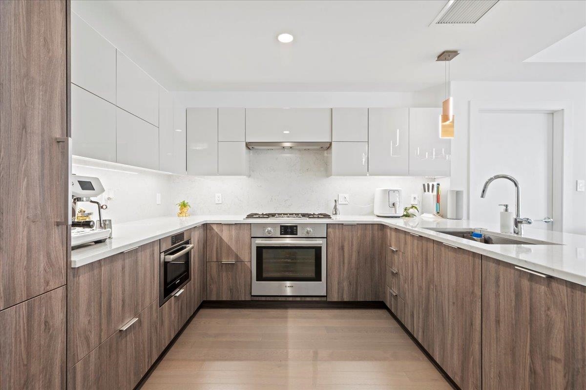 9 Avenue At Port Imperial #416, West New York, New Jersey image 9