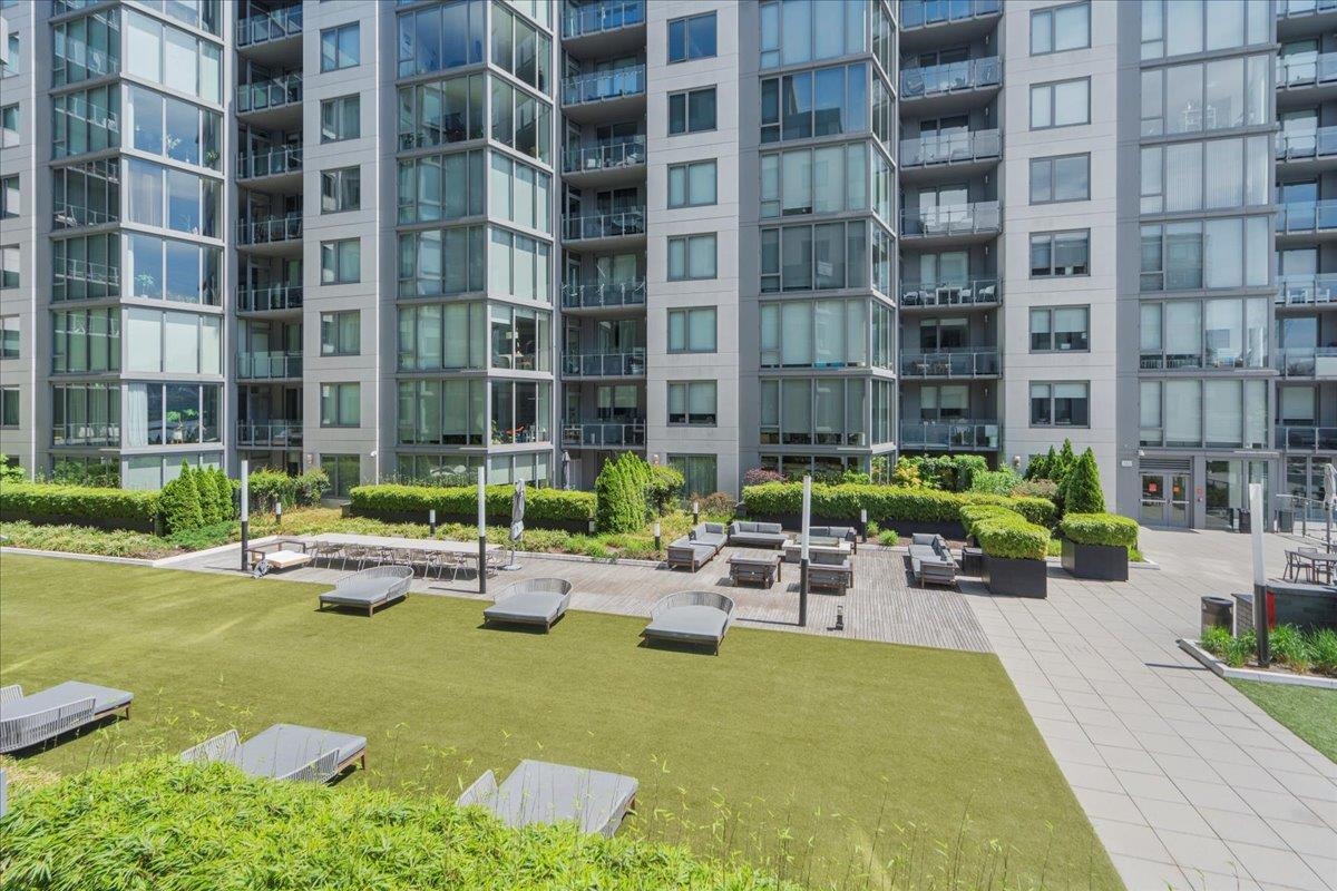 9 Avenue At Port Imperial #416, West New York, New Jersey image 27