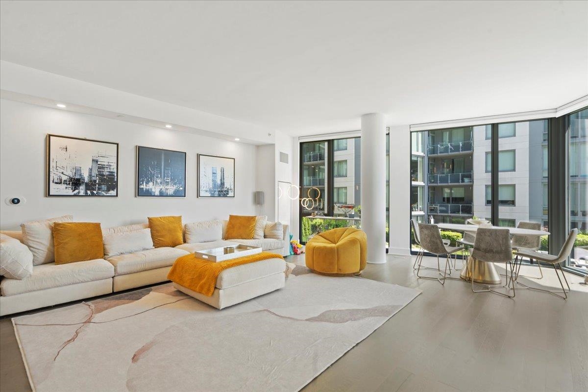 9 Avenue At Port Imperial #416, West New York, New Jersey image 5
