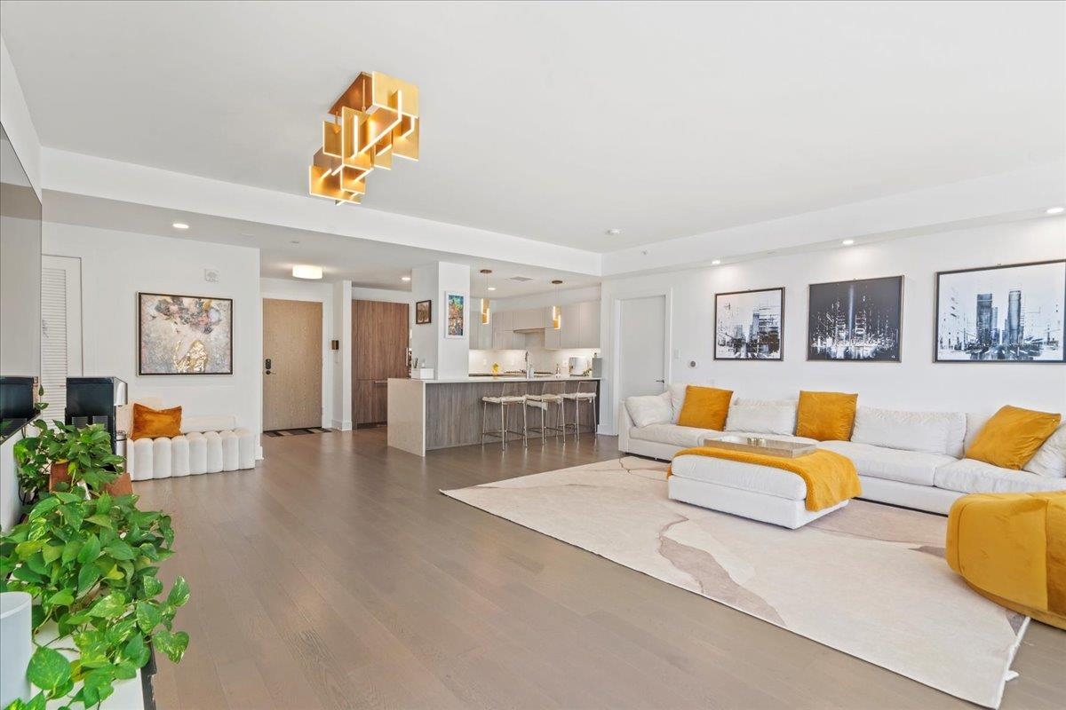 9 Avenue At Port Imperial #416, West New York, New Jersey image 4