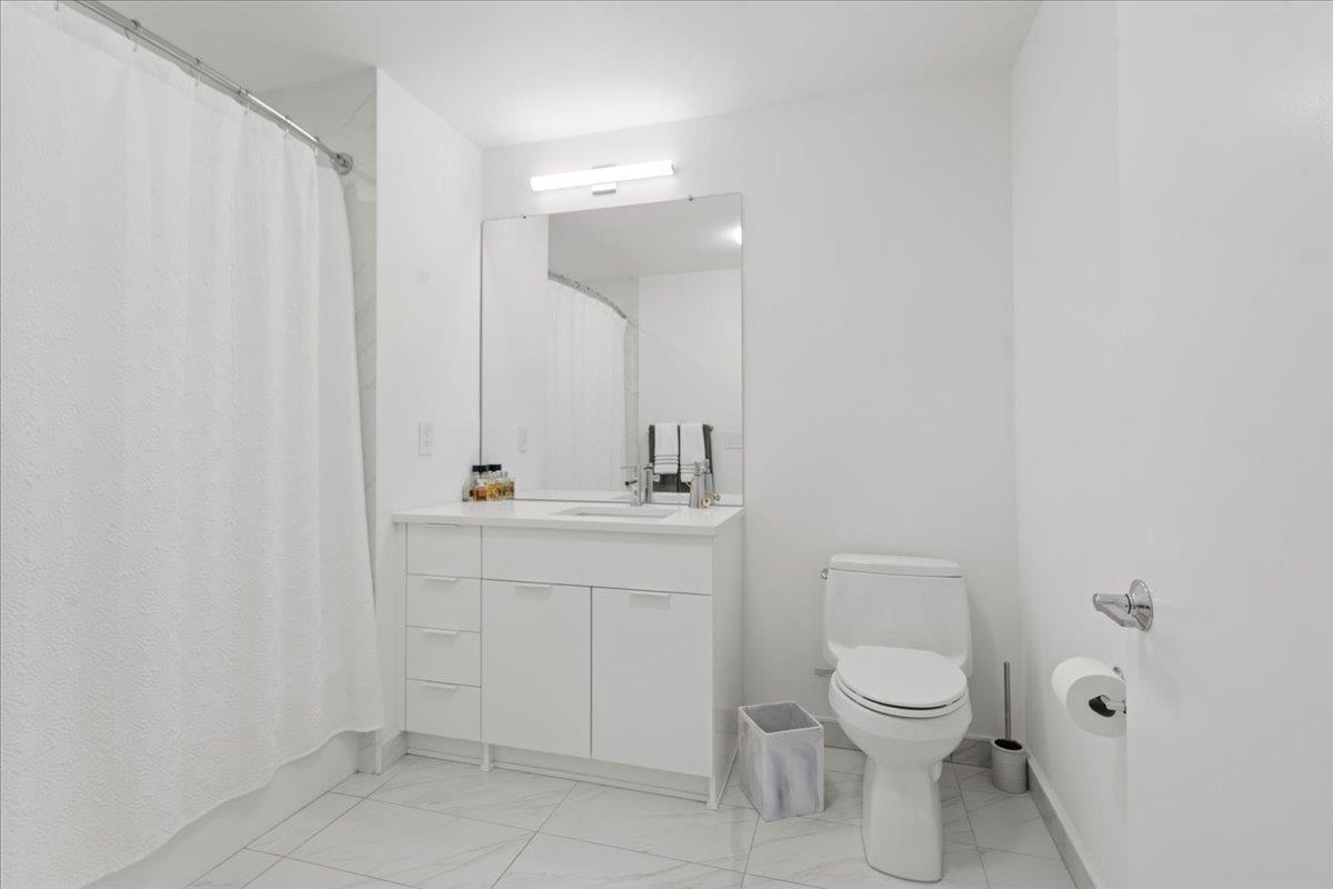 9 Avenue At Port Imperial #416, West New York, New Jersey image 15