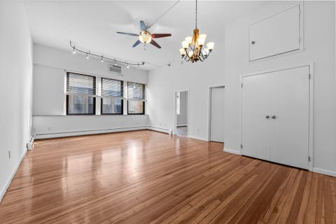 Featured picture for the property 240013672