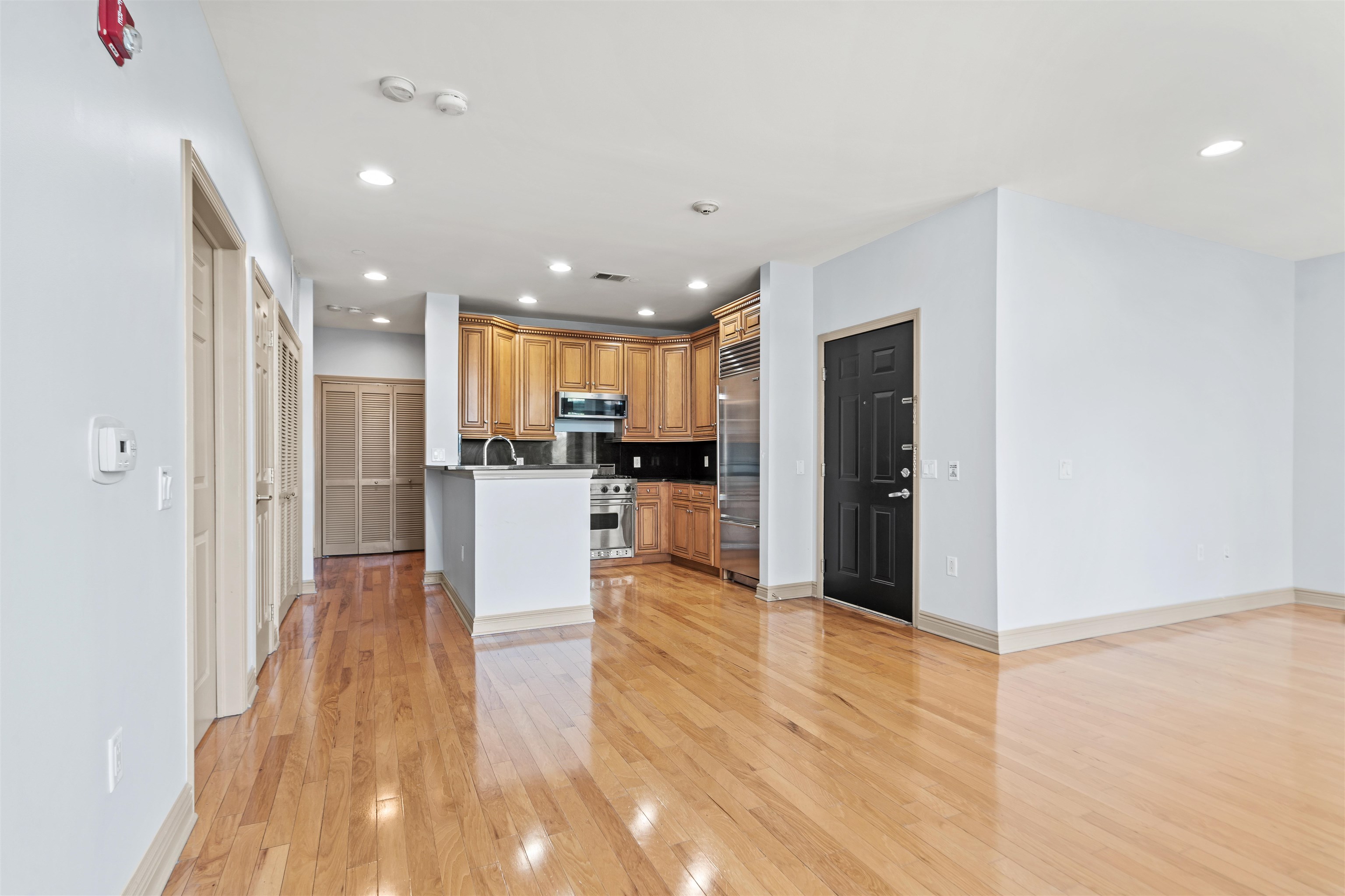 7400 River Rd #204, North Bergen, New Jersey image 5