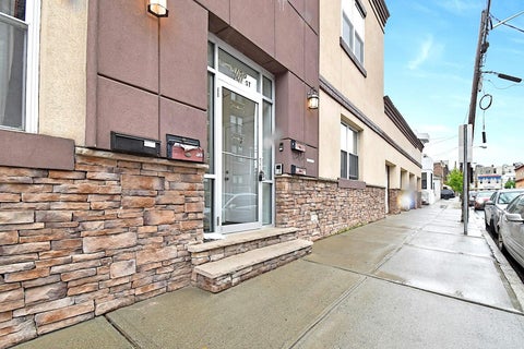 Condo For Sale - 150 61st St #2 1R<br/> Hudson County, West New York, NJ 07093
