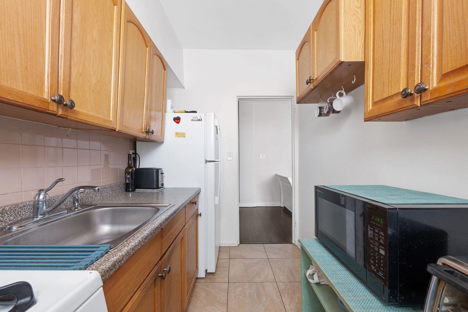 1700 Kennedy Blvd #25, Union City, New Jersey image 7