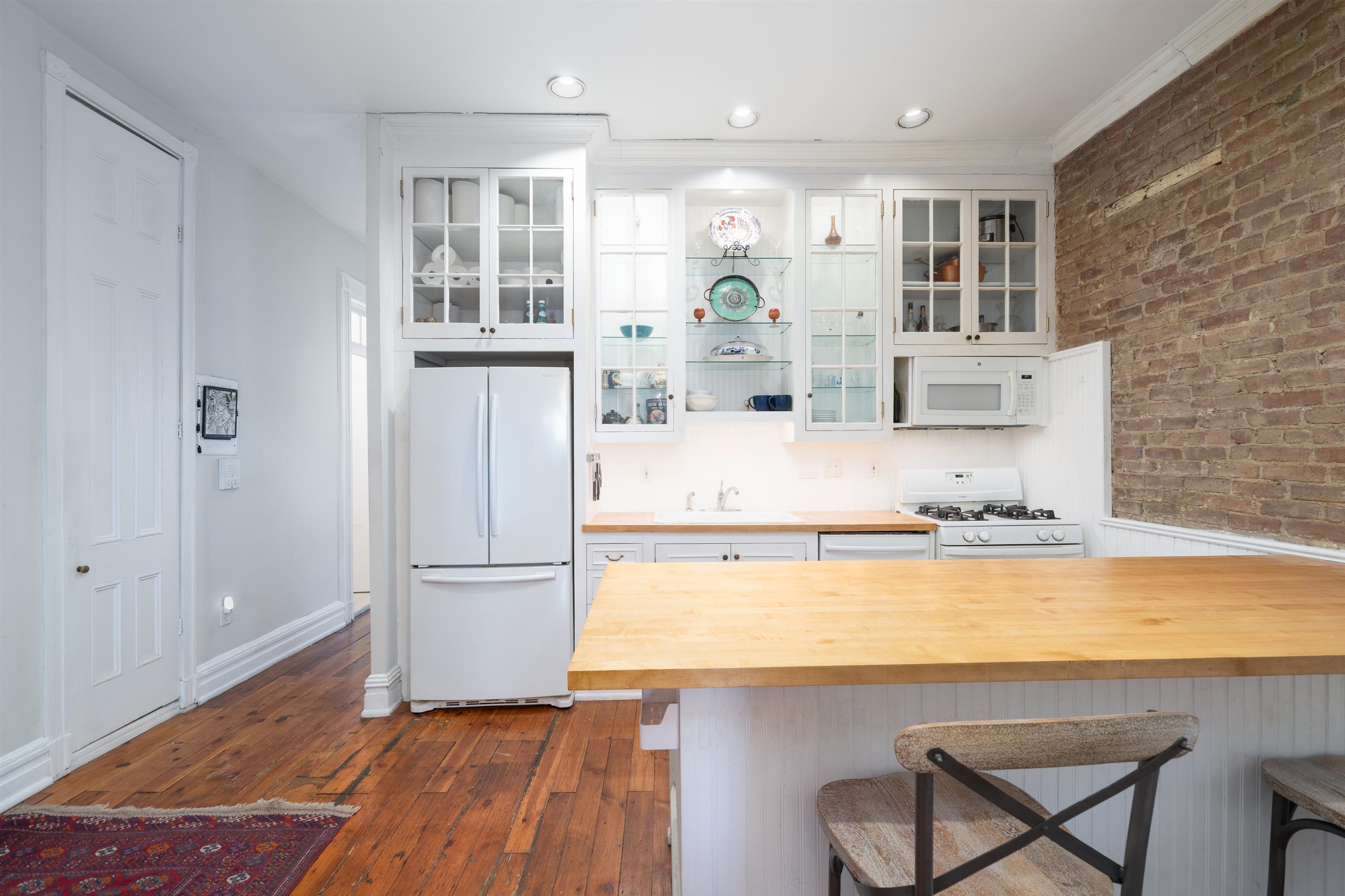 823 Washington St #4, Hoboken, New Jersey image 8