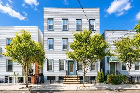 Condo For Rent - 121 41st St #APT 4<br/> Hudson County, Union City, NJ 07087