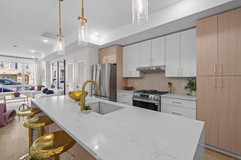 Condo For Sale - 249 Halladay St #A<br/> Jersey City, NJ 07304